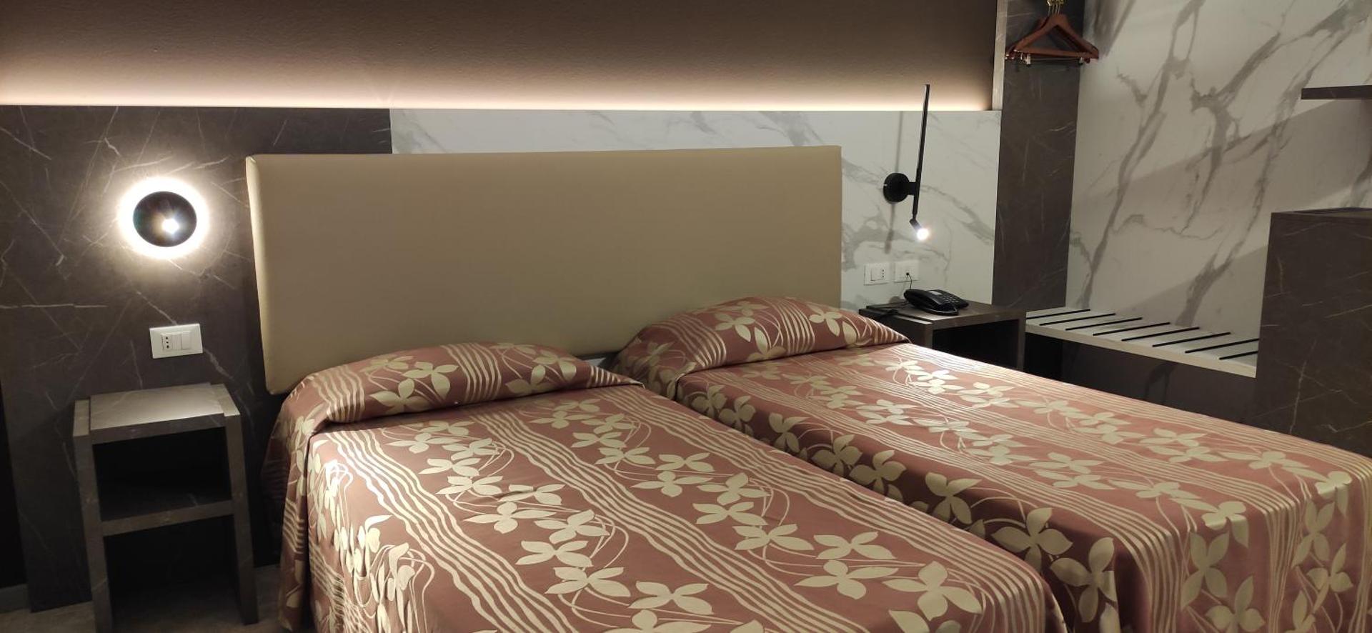 Hotel Mistral - Photo 37