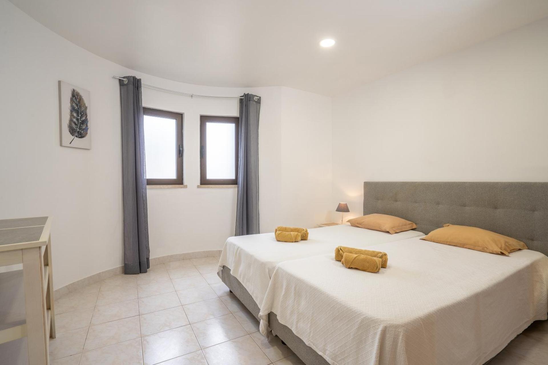 Apartamentos Vale de Carros by Umbral - Photo 9