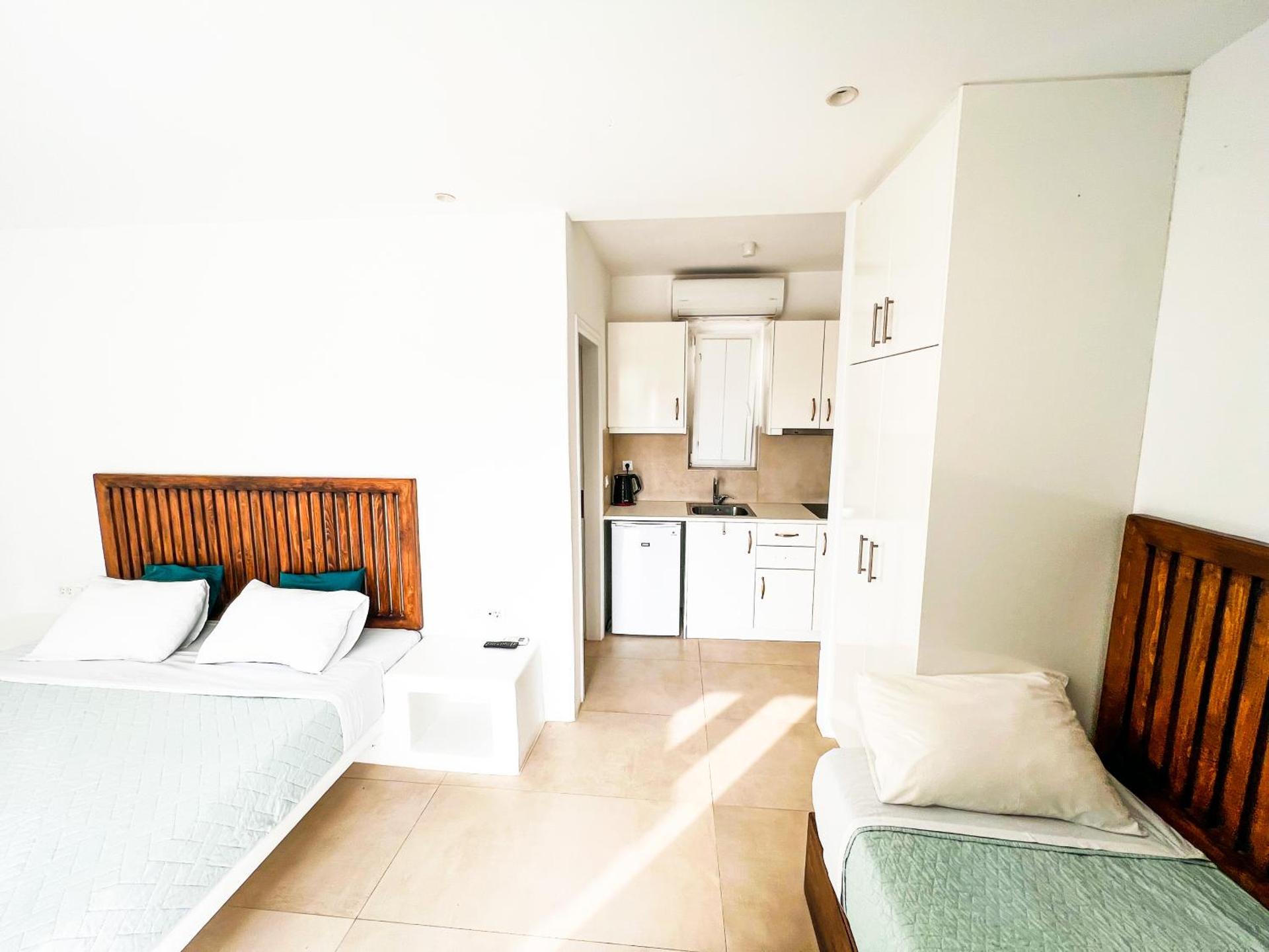 Lectus Mykonos - Photo 32