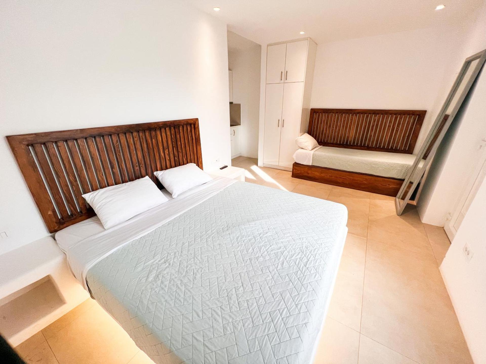 Lectus Mykonos - Photo 31