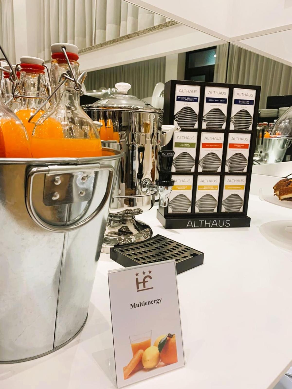 Hotel Flora - Photo 107