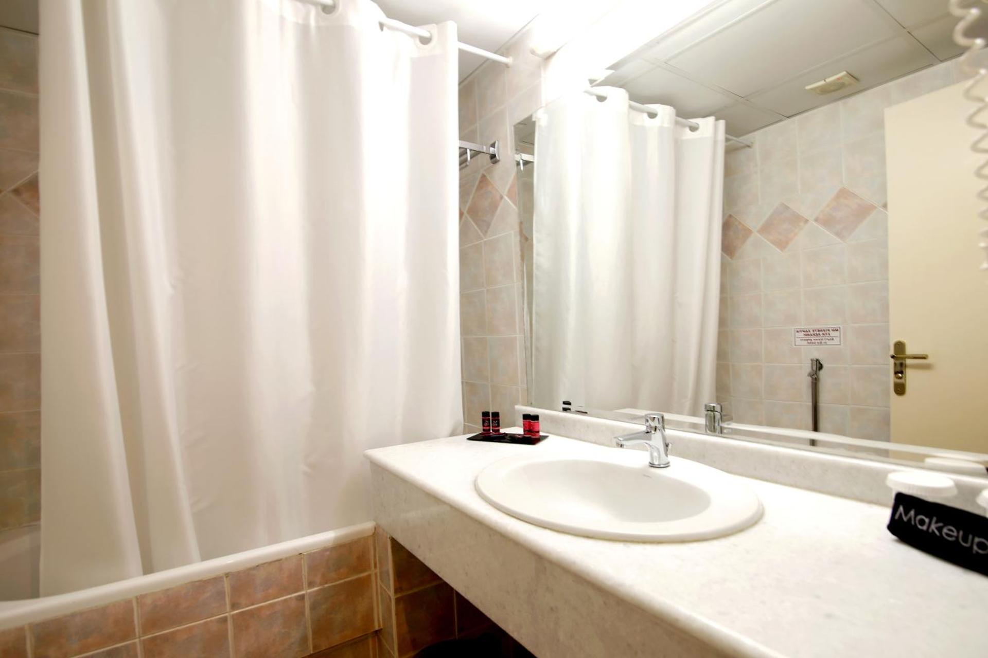 Hotel Philippos Livadeia - Photo 59