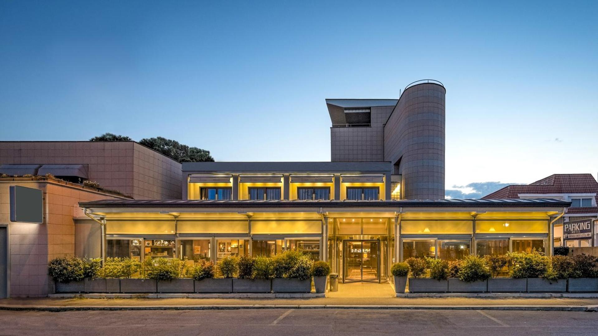 Rome Airport Hotel Fiumicino - Photo 33