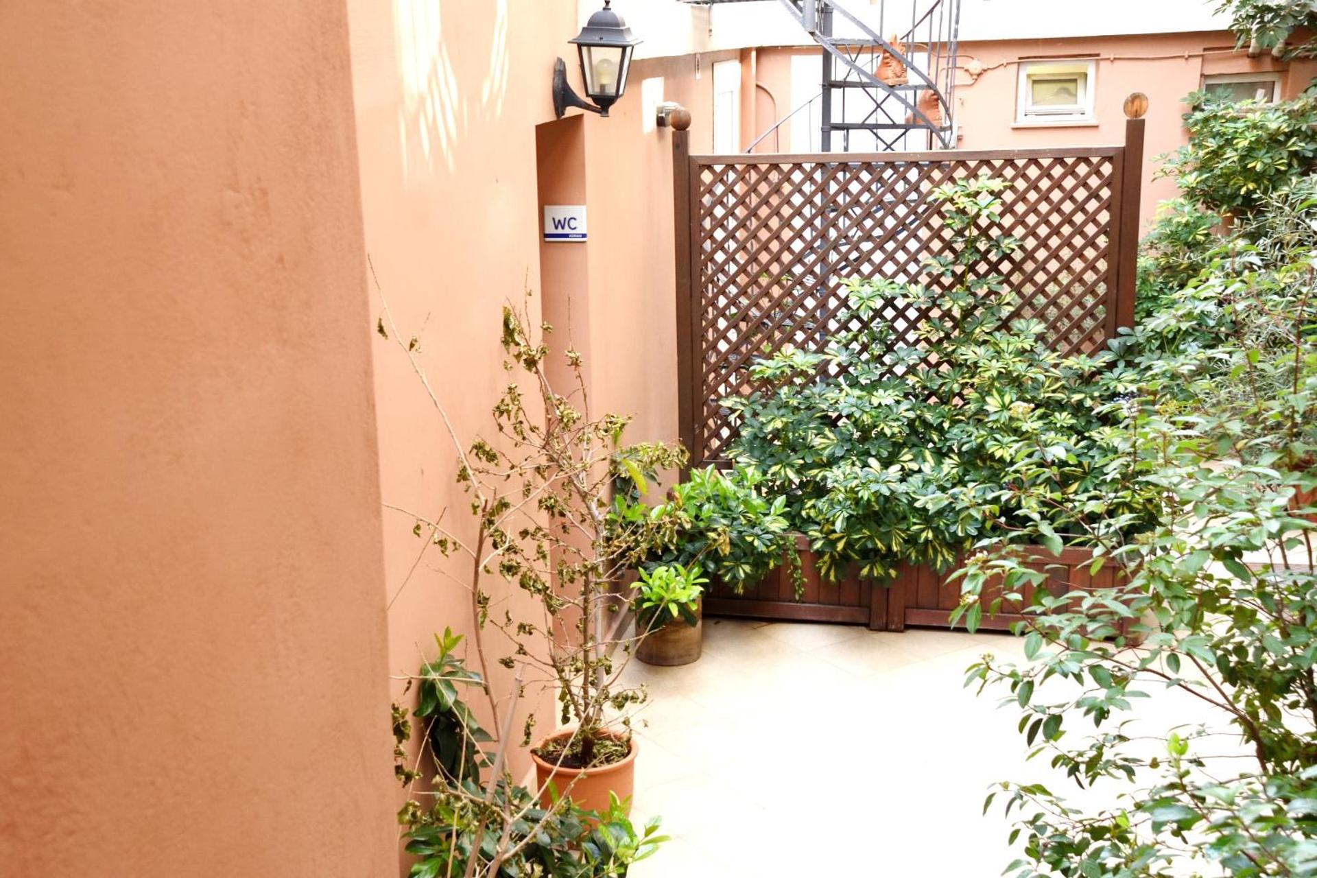 Adrian Hotel - Photo 2