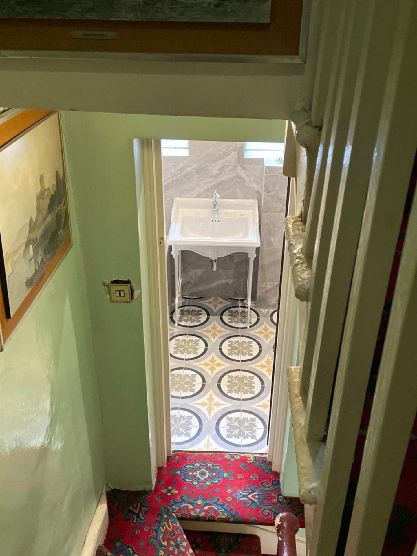 Albany Hotel - Photo 17