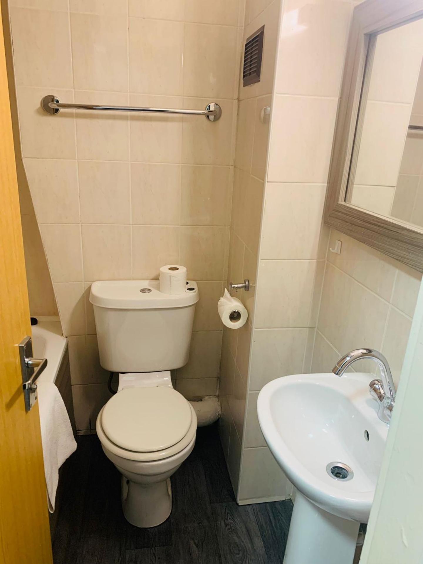 Hotel Lily - Photo 21