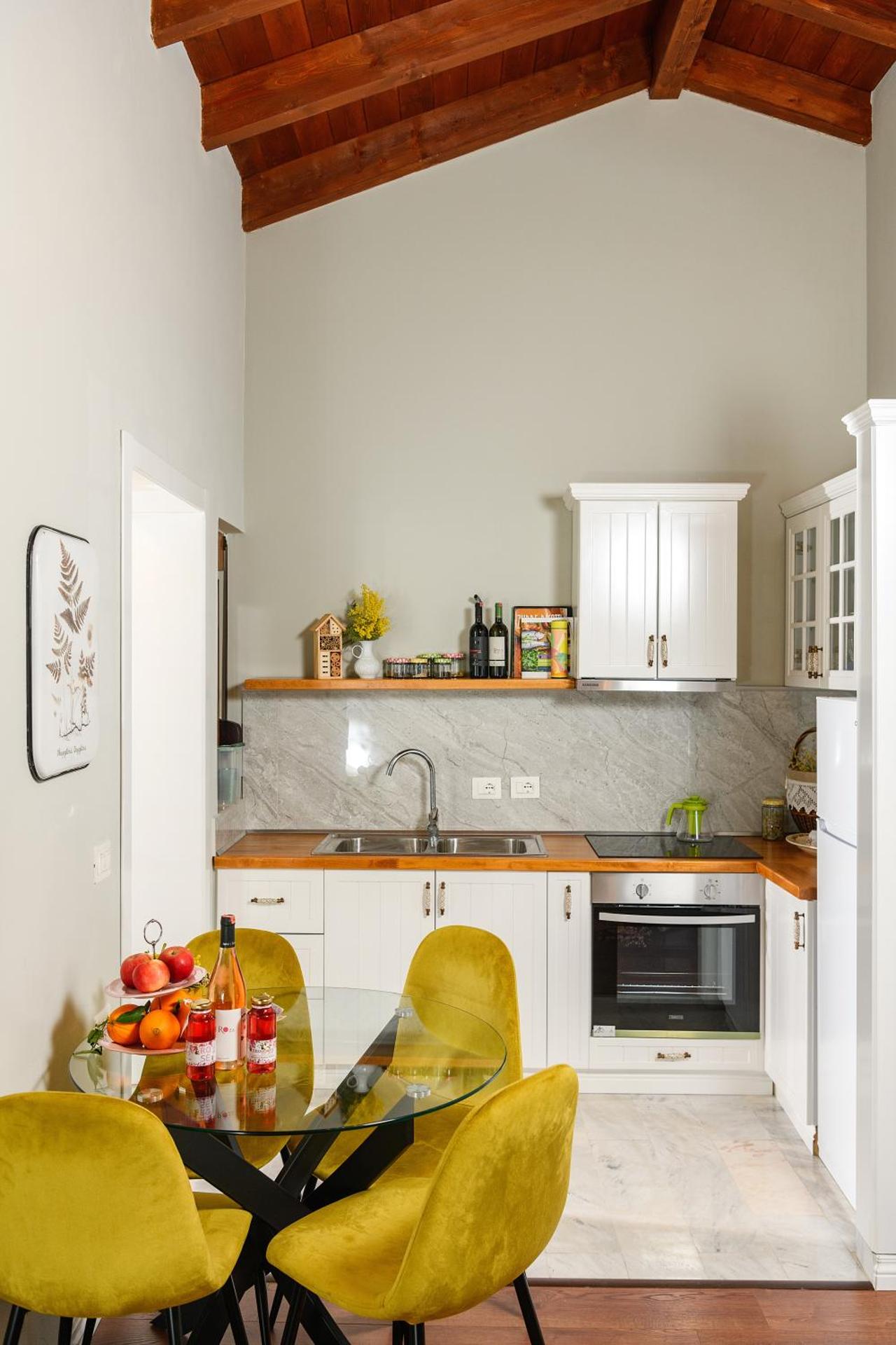 Blerina Farm House - Photo 28