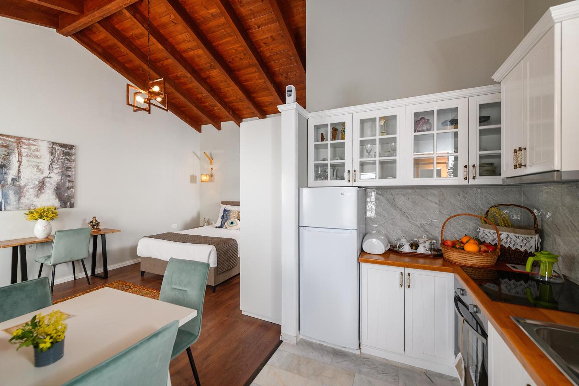 Blerina Farm House - Photo 50