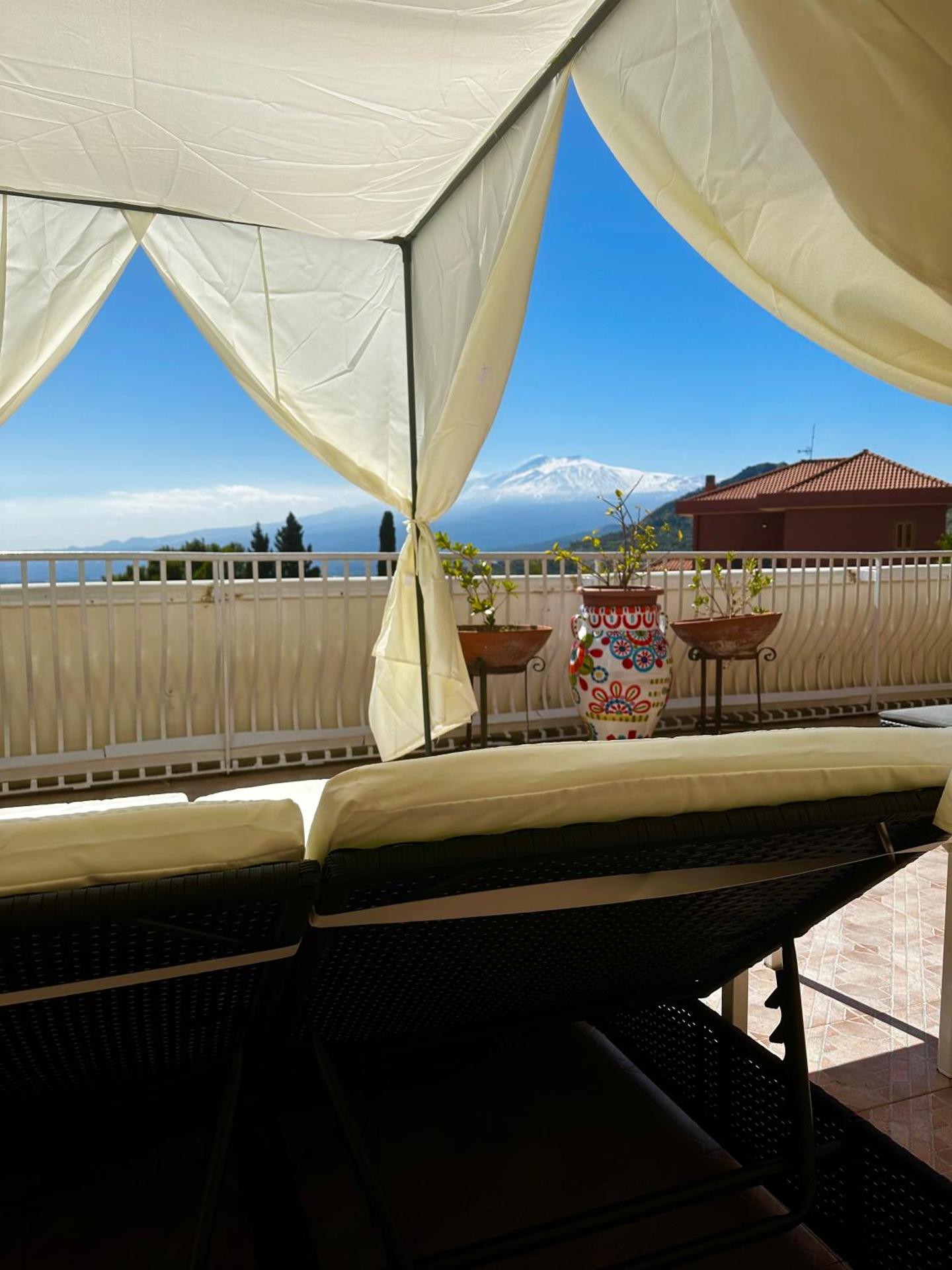 Villa Greta Hotel Rooms & Suites - Photo 57