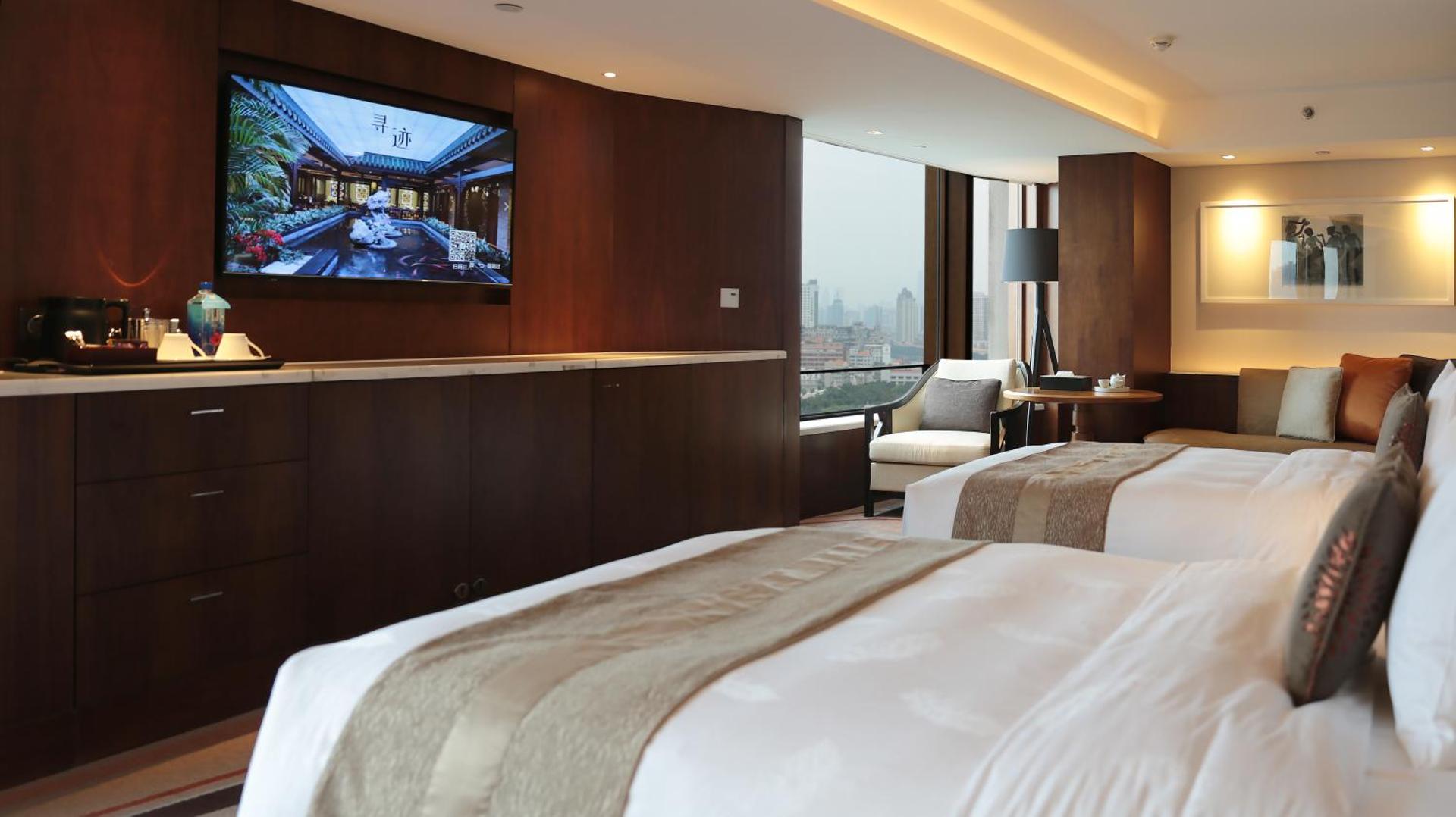 Deluxe Twin Room with City View