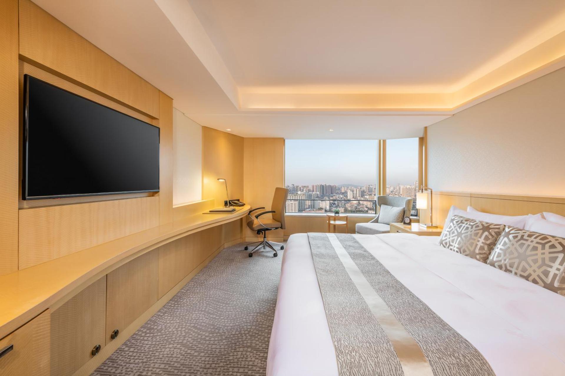 Standard Double Room with City View