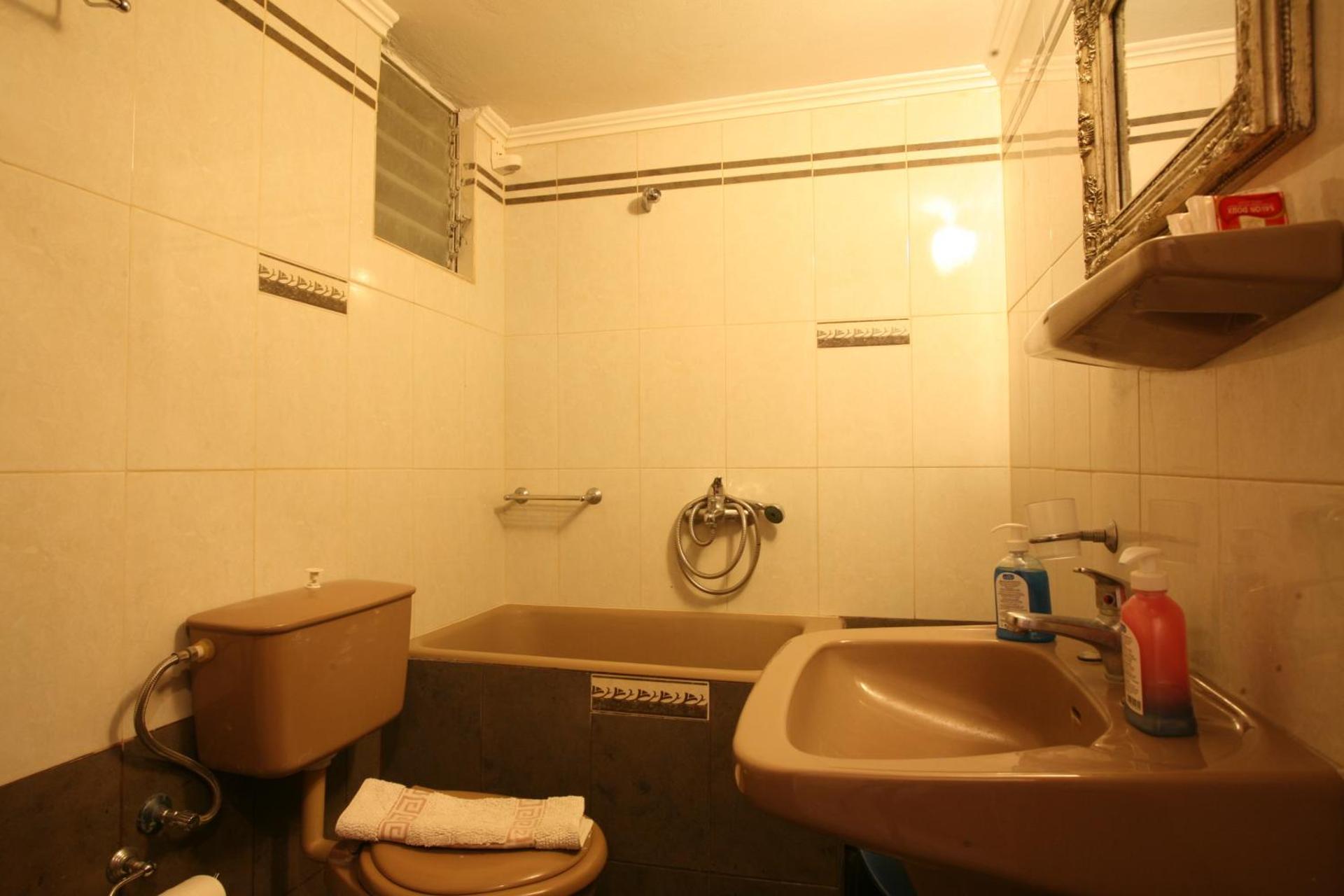 Amorani Studios - Photo 74