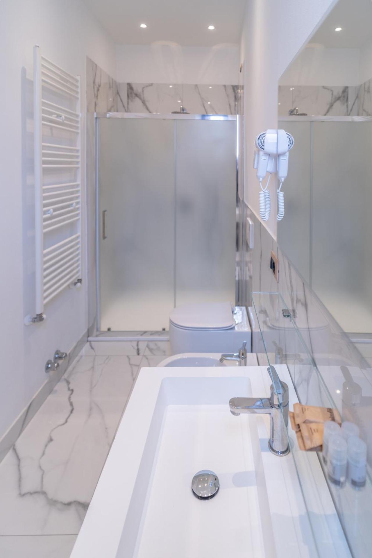 Hotel Globo Suite-Correnti hotels - Photo 6