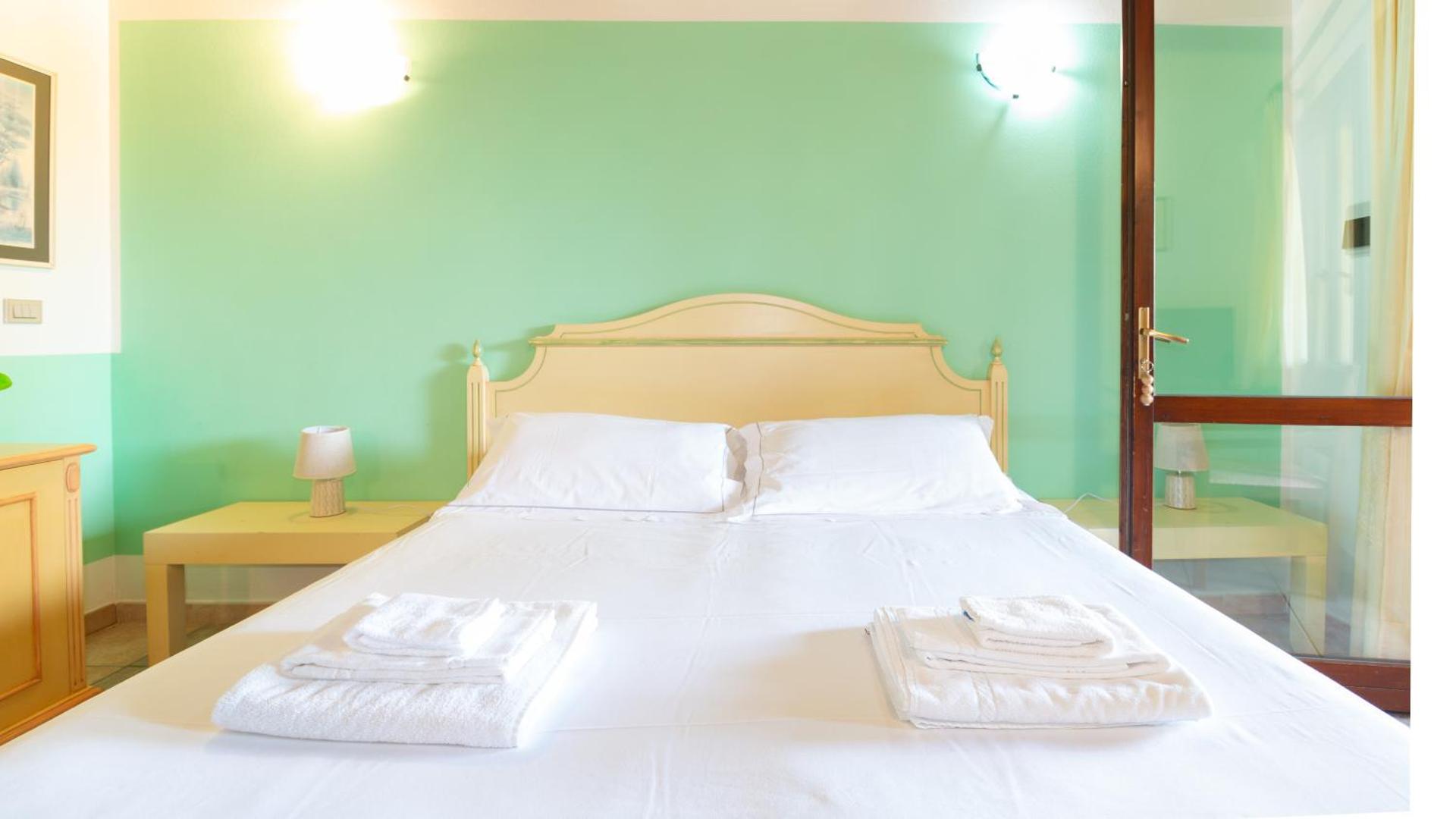 Superior Double or Twin Room with Garden View