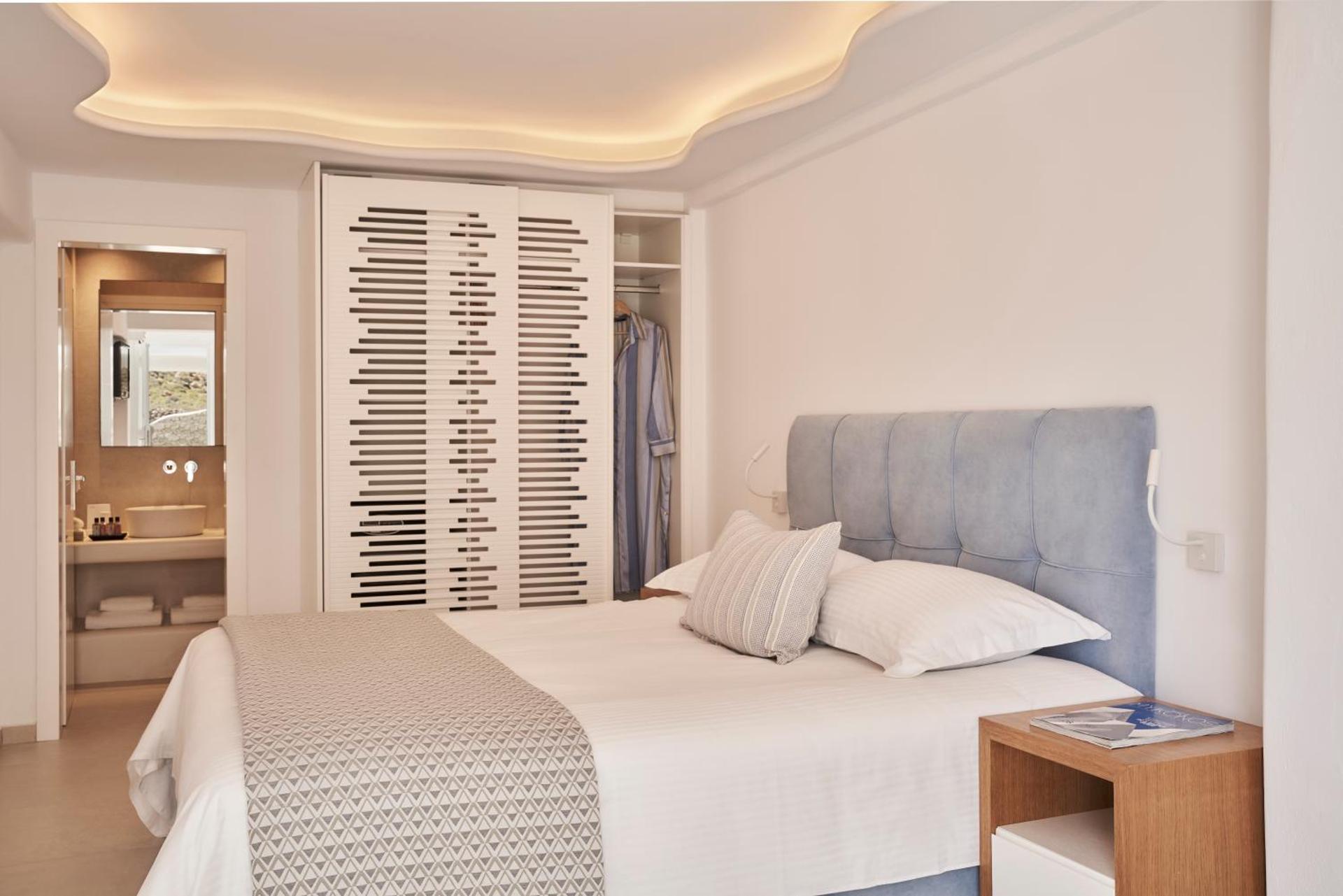 Standard Double or Twin Room with Sea View