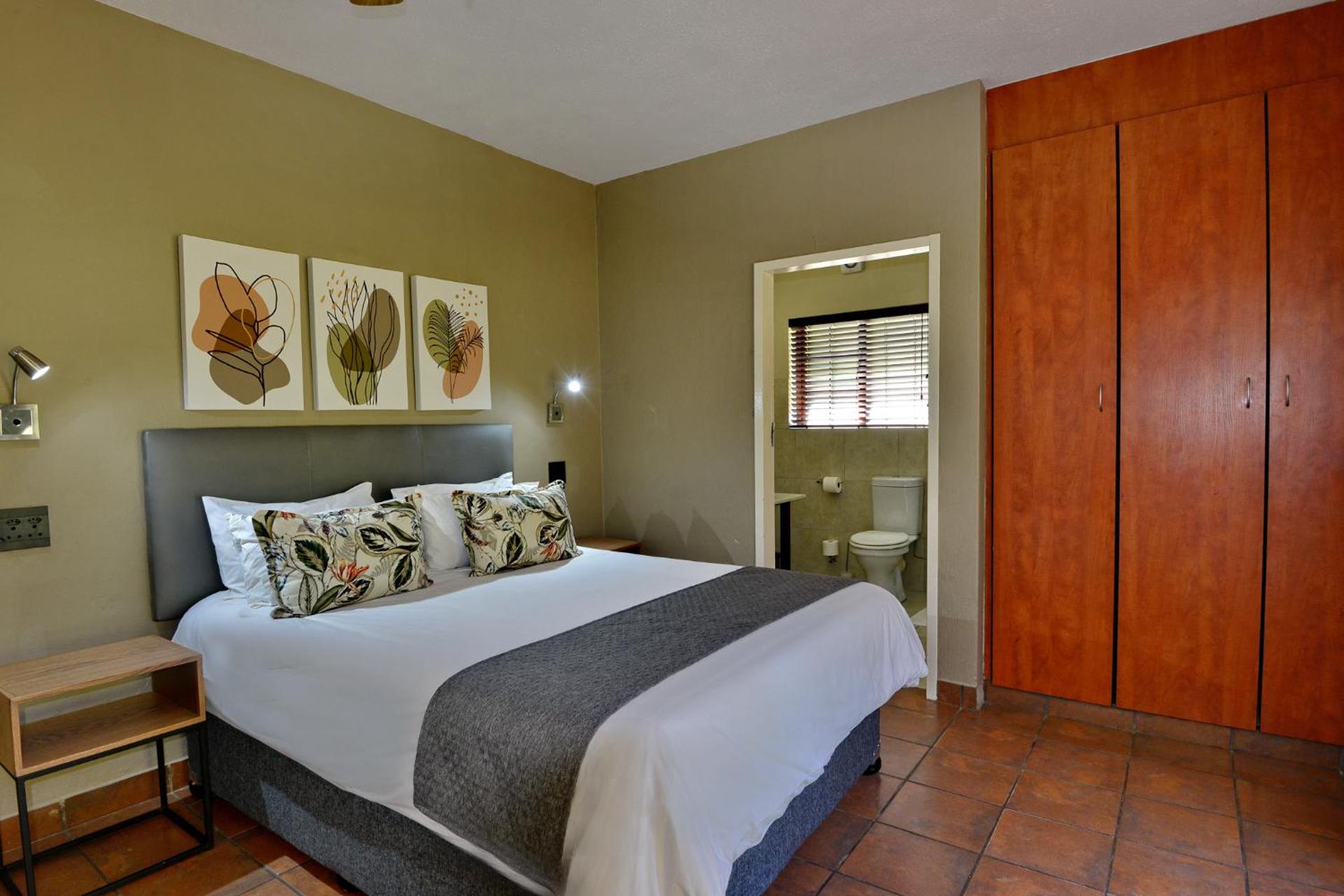 Seasons Golf, Leisure, Spa - Photo 26