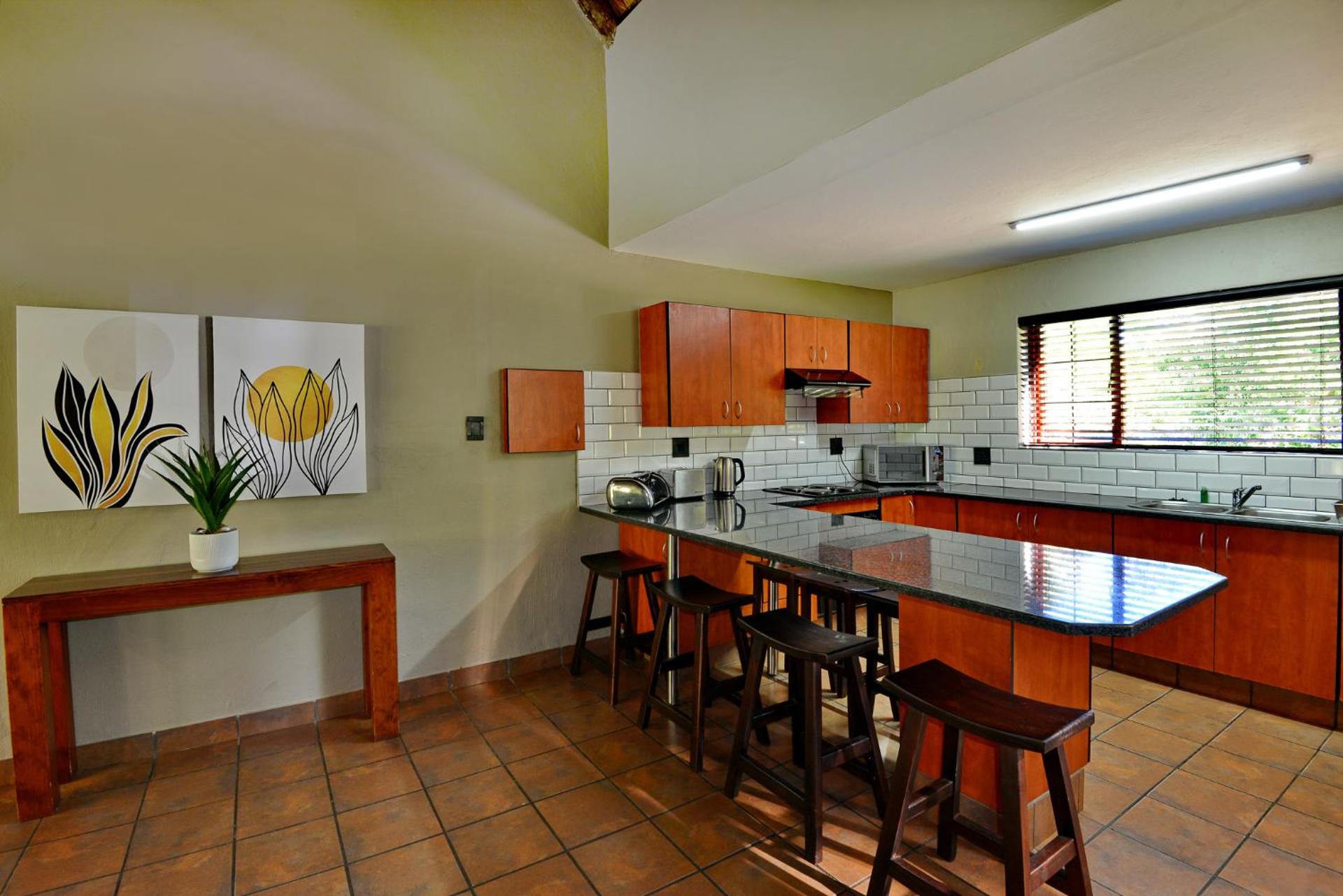 Seasons Golf, Leisure, Spa - Photo 22