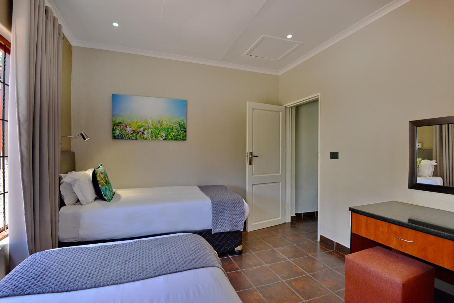 Seasons Golf, Leisure, Spa - Photo 16