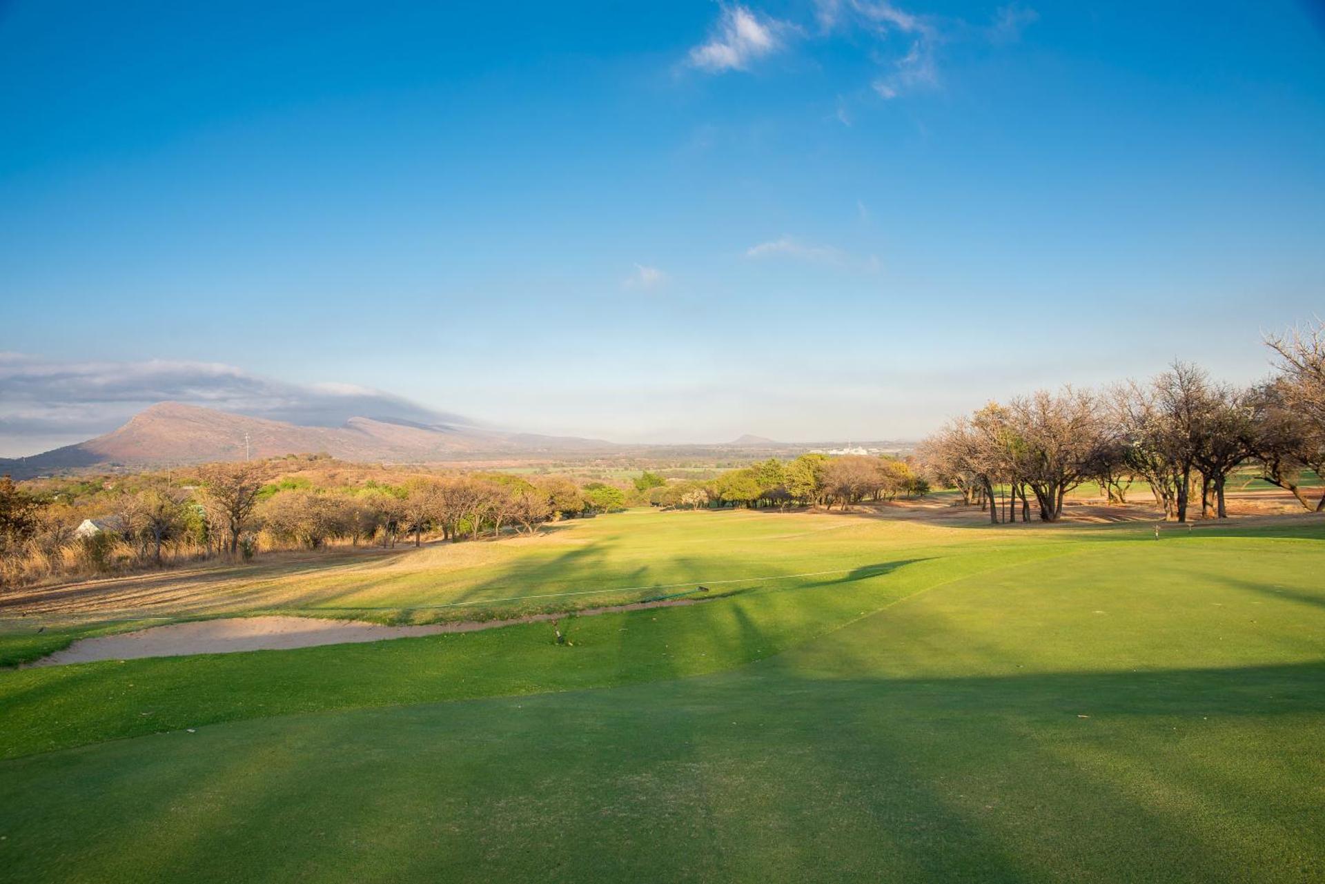 Seasons Golf, Leisure, Spa - Photo 150