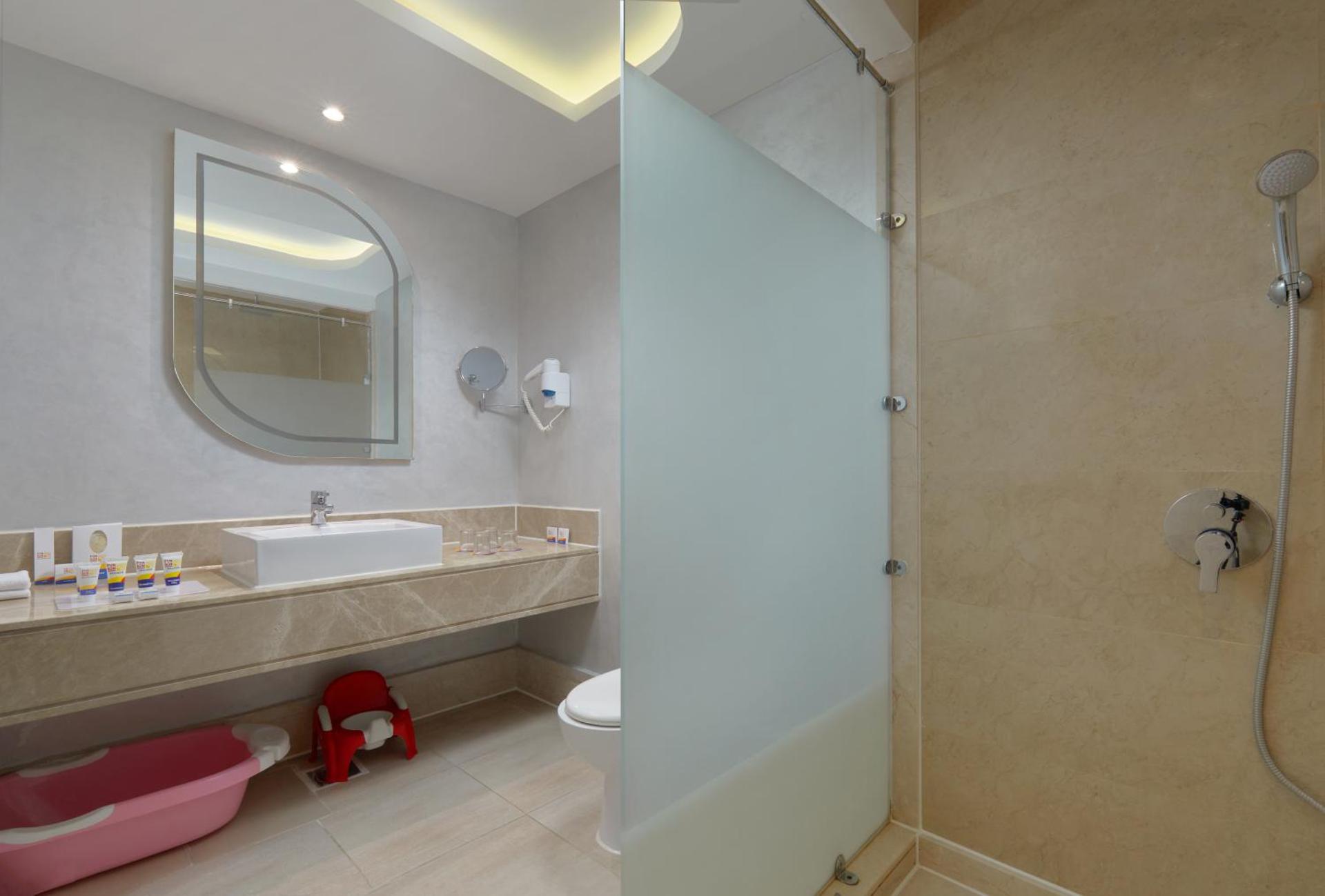 Bellagio Beach Resort & Spa - Photo 78