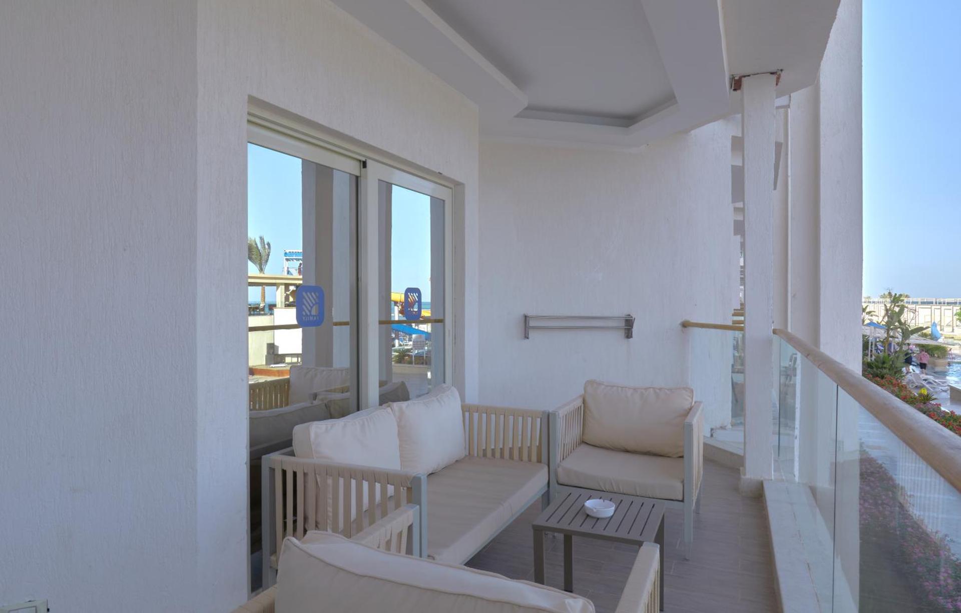 Bellagio Beach Resort & Spa - Photo 71