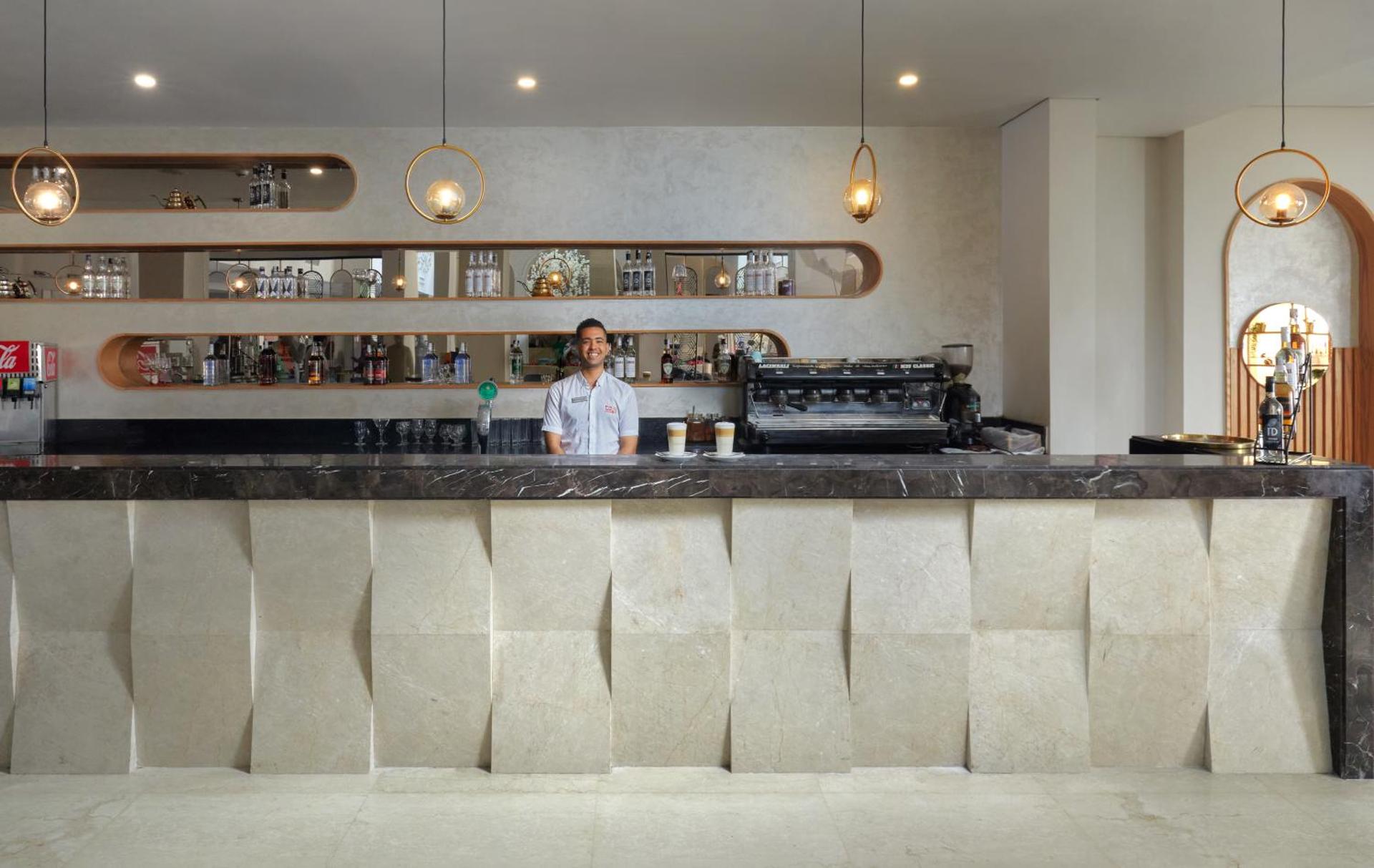 Bellagio Beach Resort & Spa - Photo 14