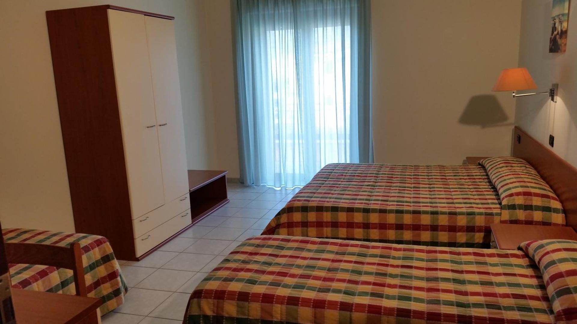 Hotel Leon - Ristorante Al Cavallino Rosso - Photo 89