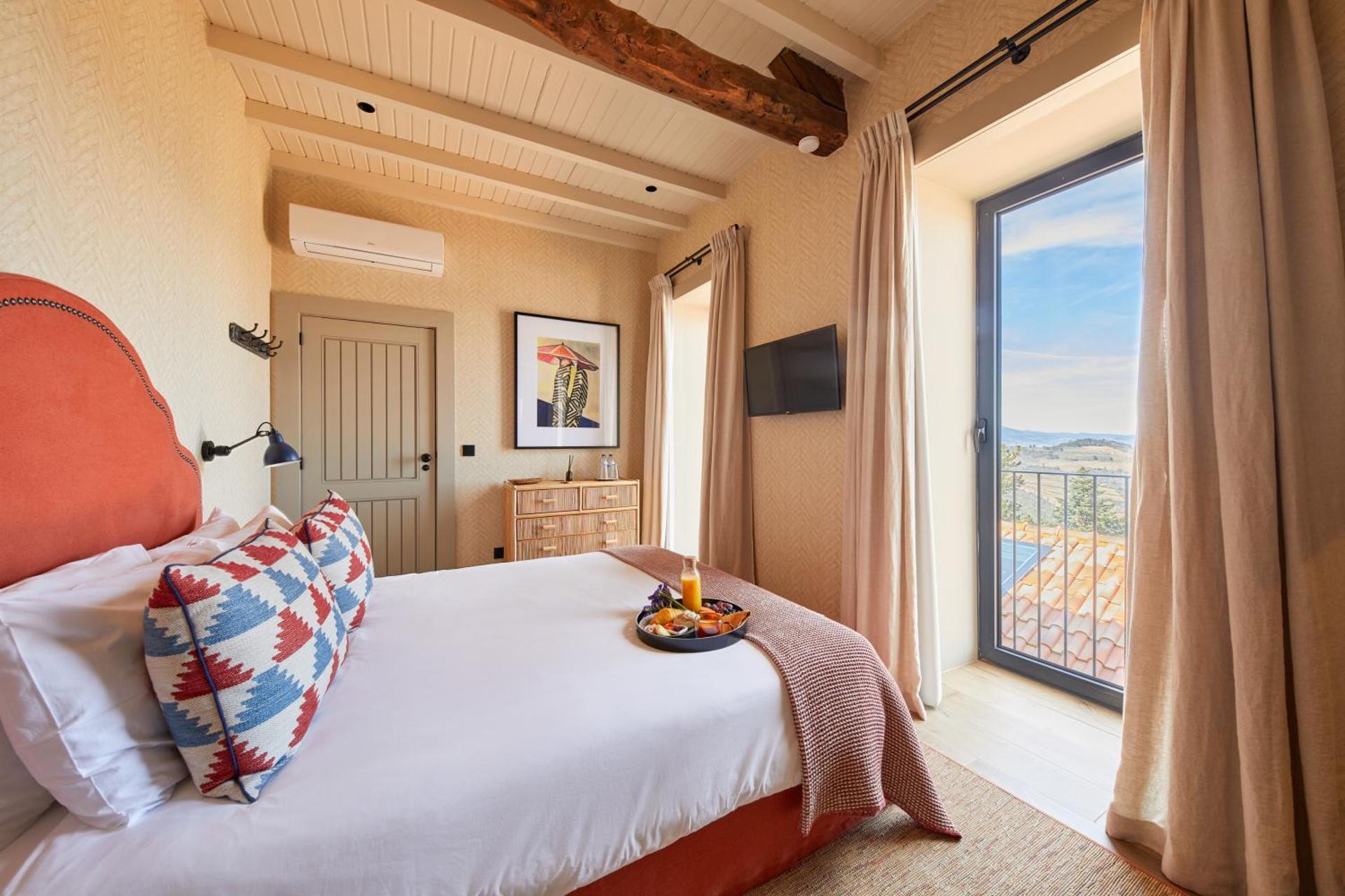 THE PINTA Boutique - Photo 81