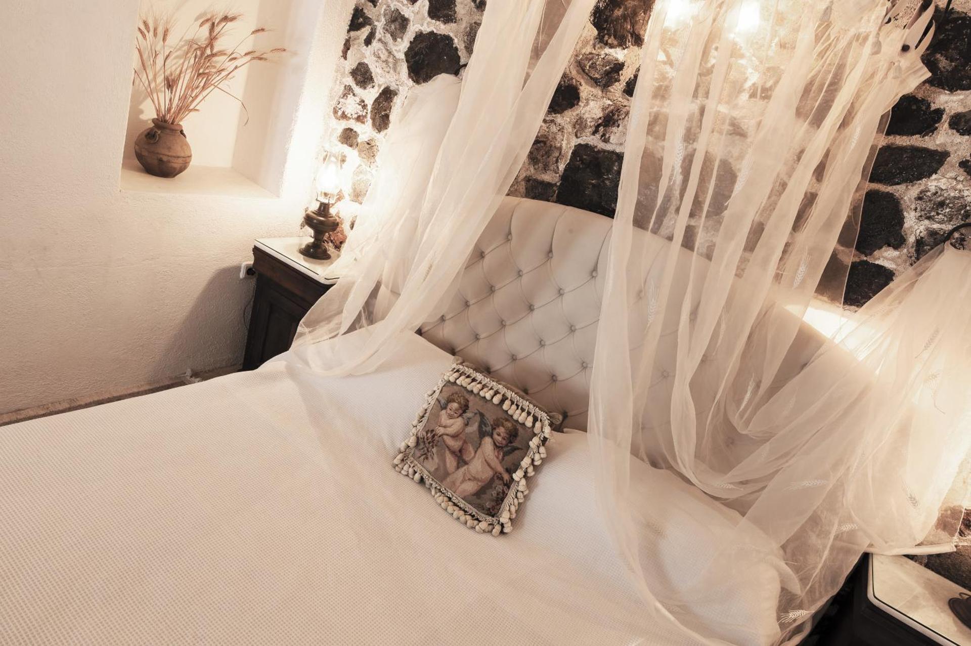 Alexander's Suites - Photo 54