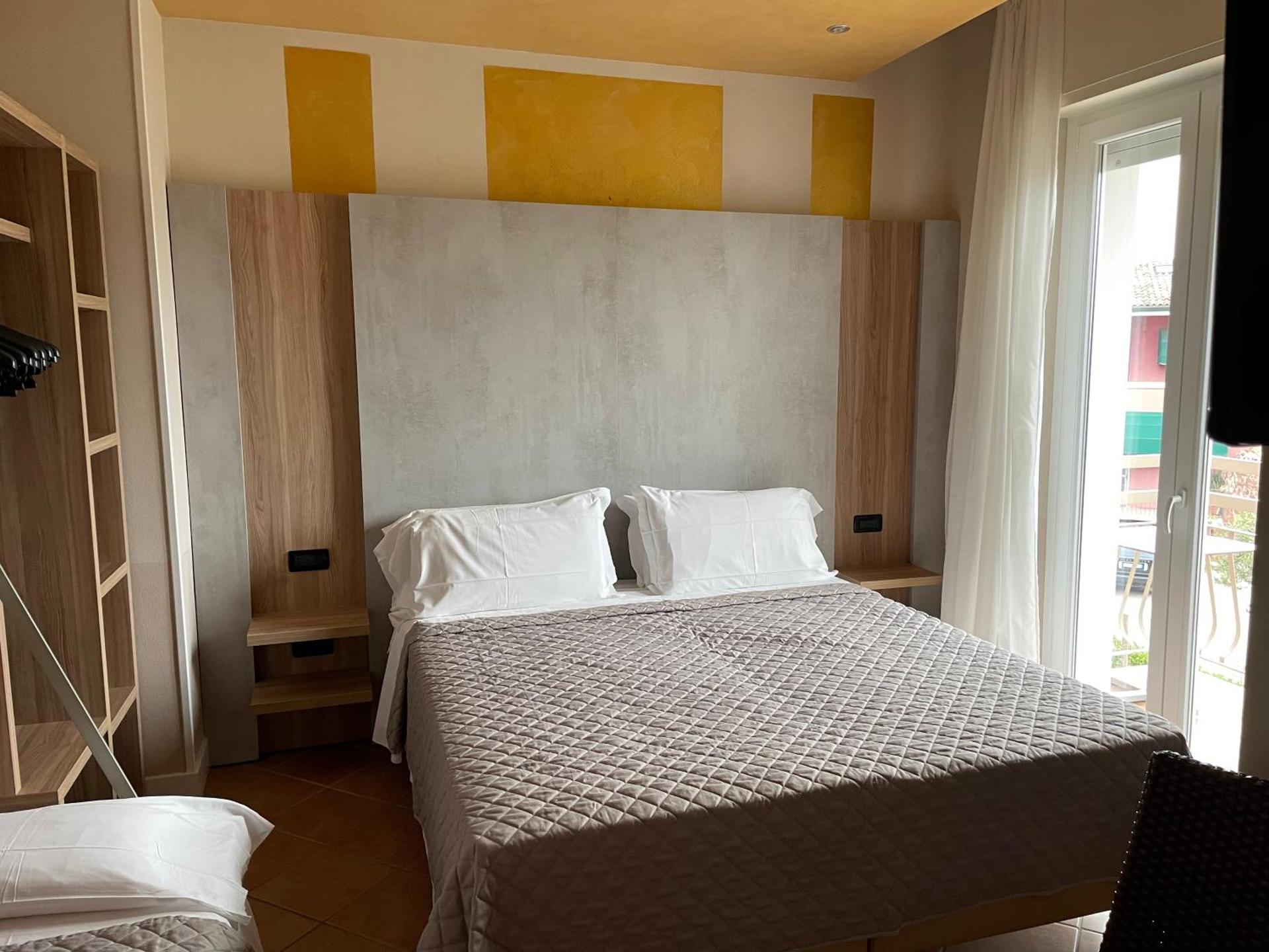 Hotel Villa Rosa - Photo 23