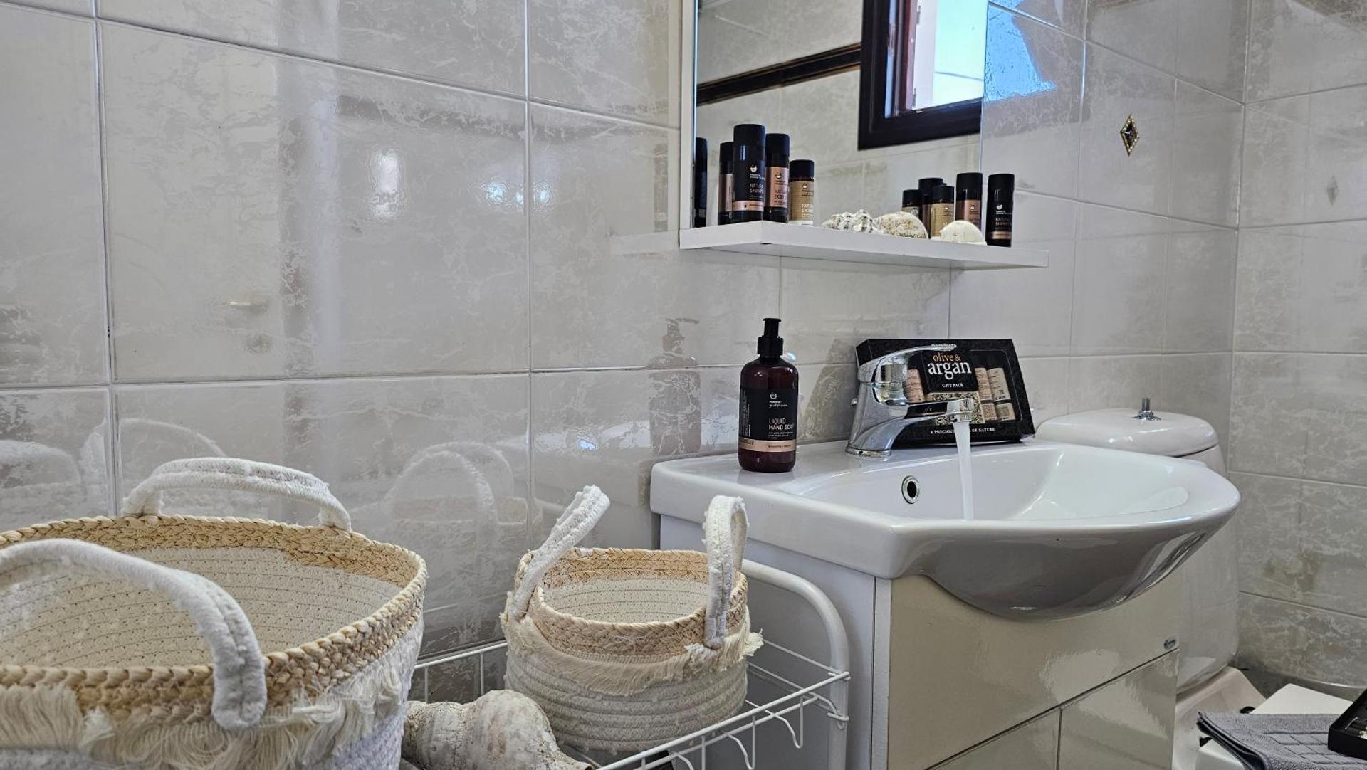 Geo Houses Milos - Photo 52