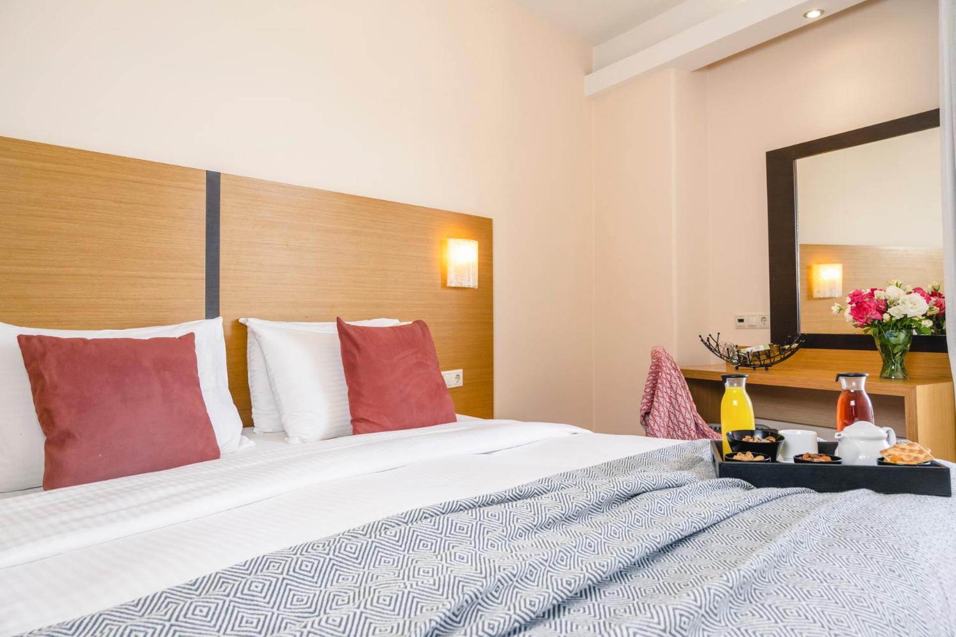 Hotel Lefkas - Photo 82