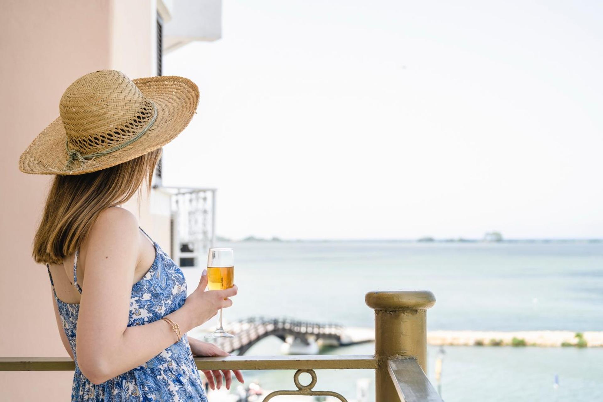 Hotel Lefkas - Photo 6