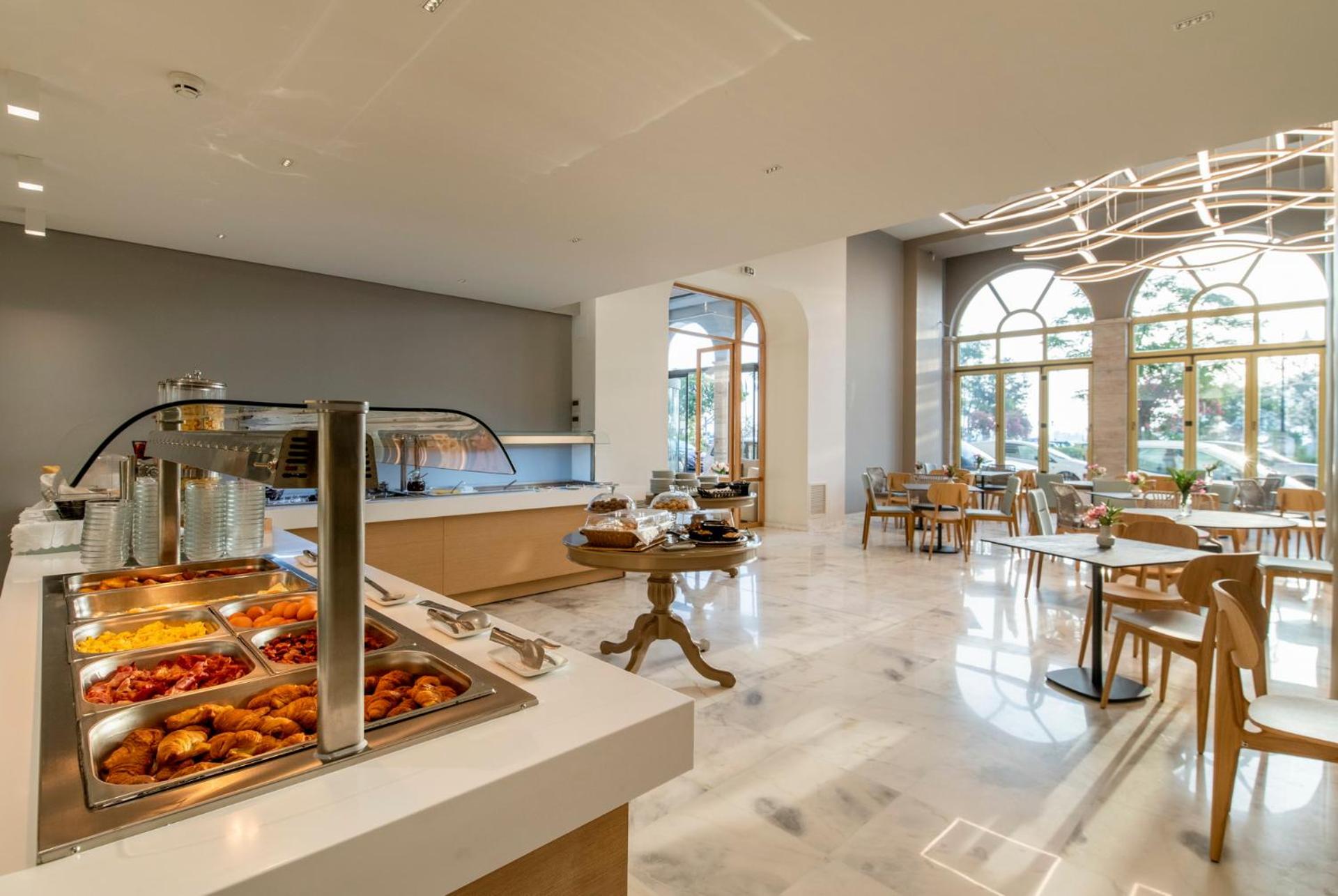 Hotel Lefkas - Photo 56