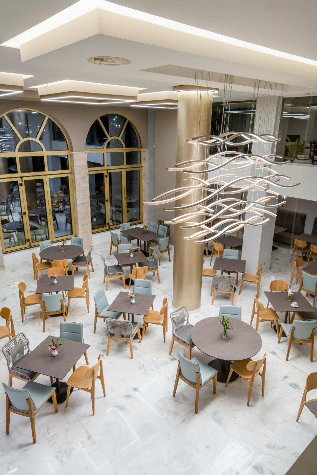 Hotel Lefkas - Photo 50