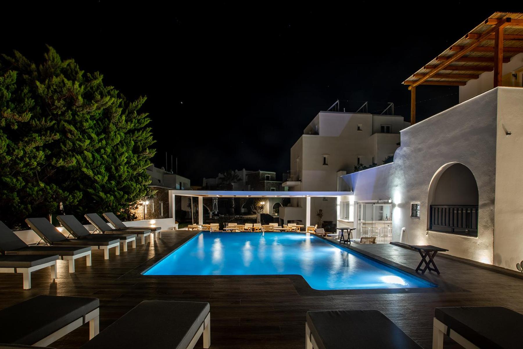 Spiros - Photo 41