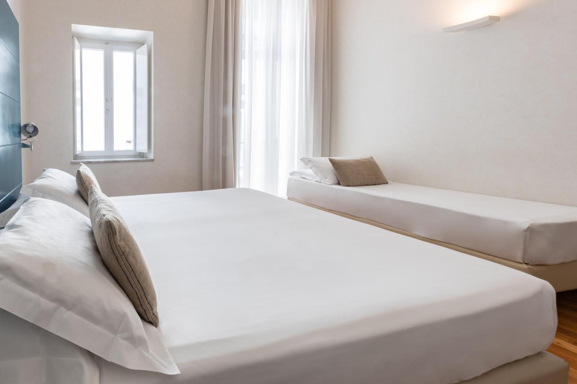 Hotel Piazza Bellini & Apartments - Photo 21