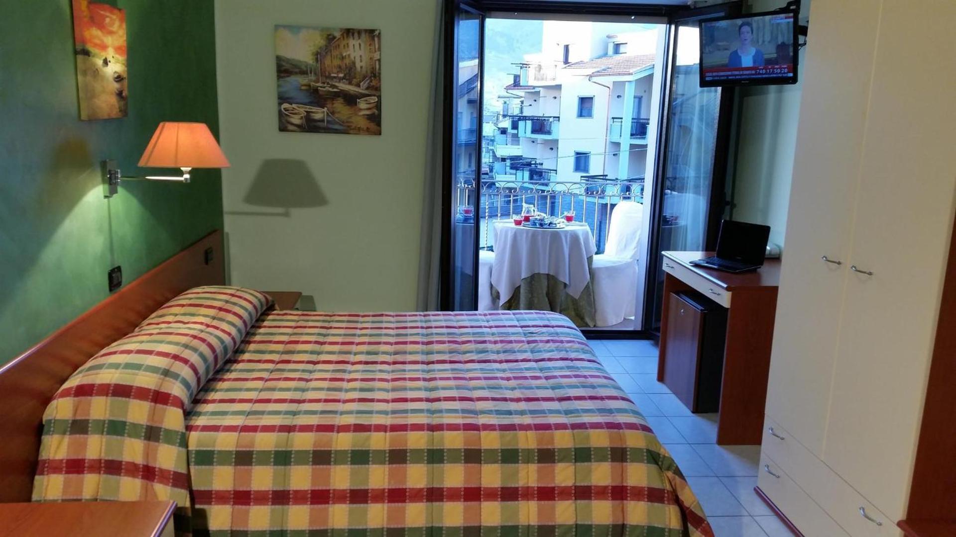 Hotel Leon - Ristorante Al Cavallino Rosso - Photo 61