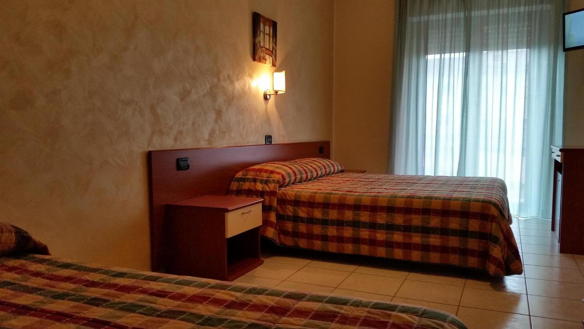 Hotel Leon - Ristorante Al Cavallino Rosso - Photo 53