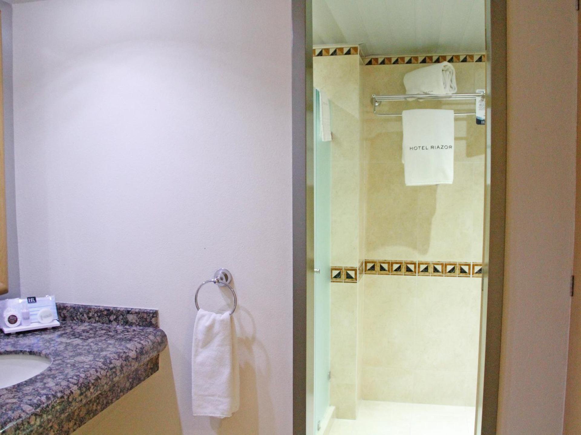 Hotel Riazor Aeropuerto - Photo 25