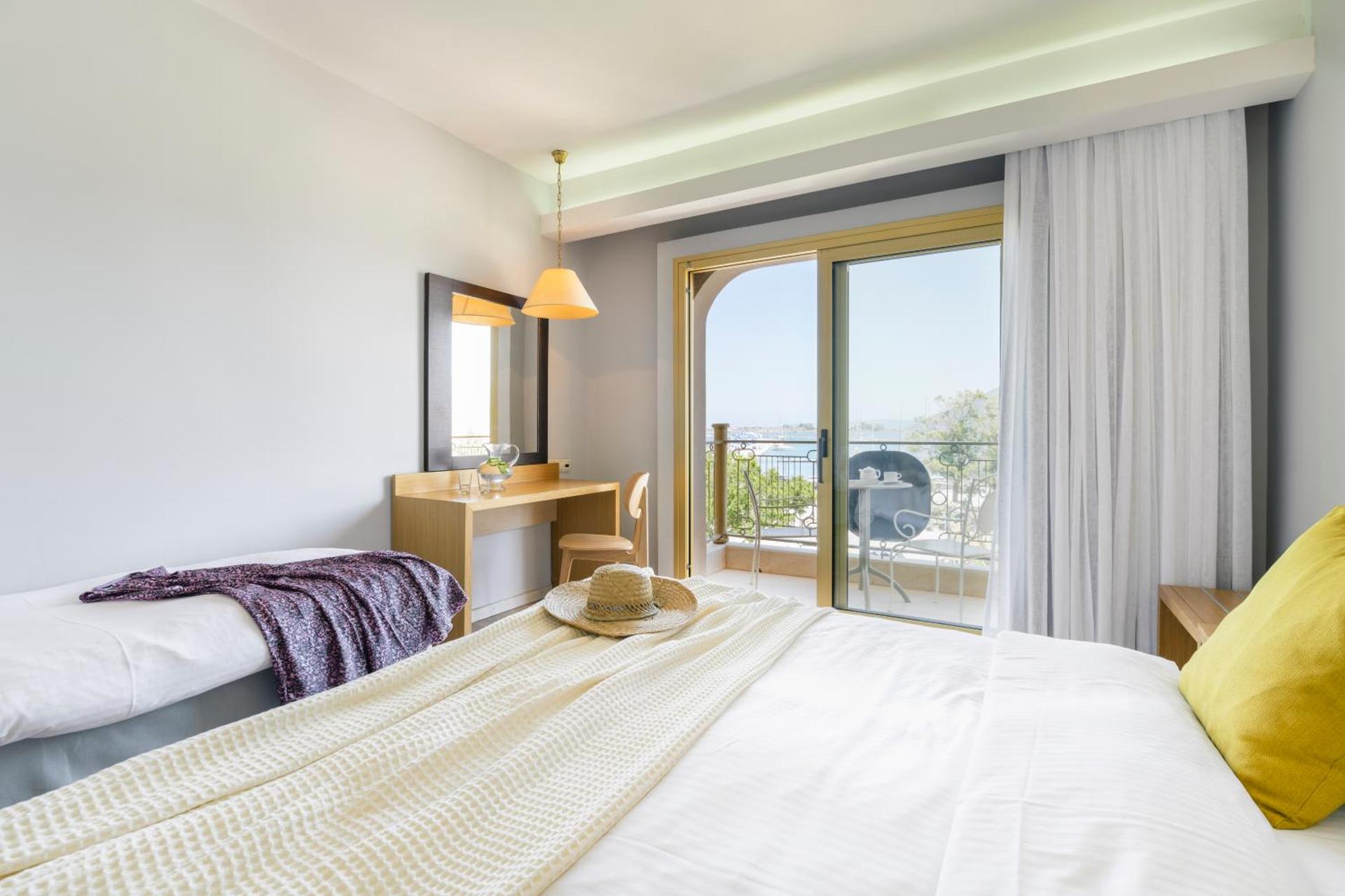 Superior Triple Room with Sea View