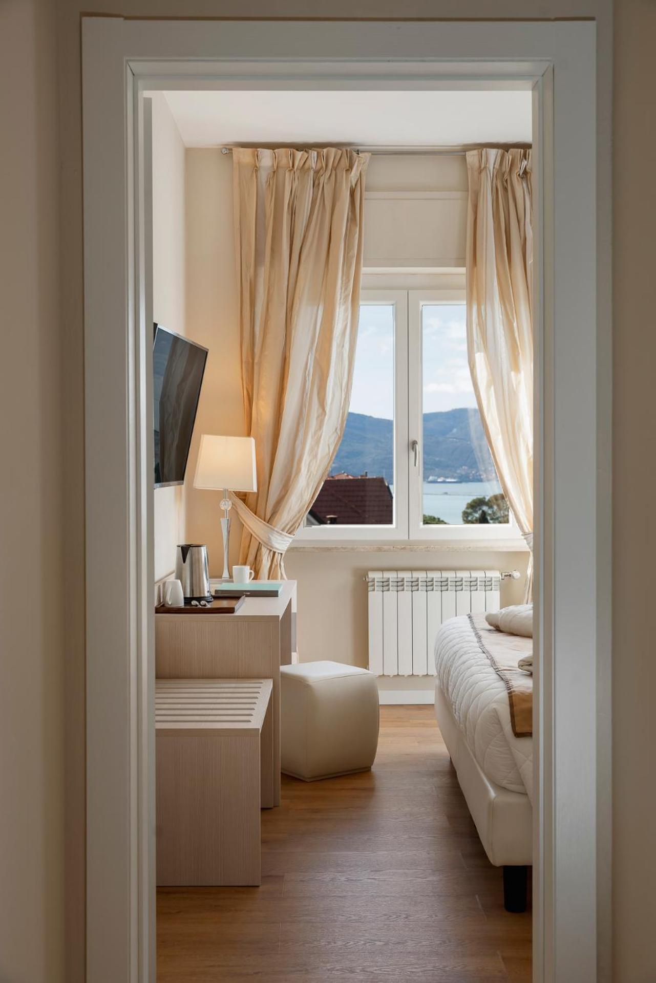 Europa Grand Hotel - Photo 62