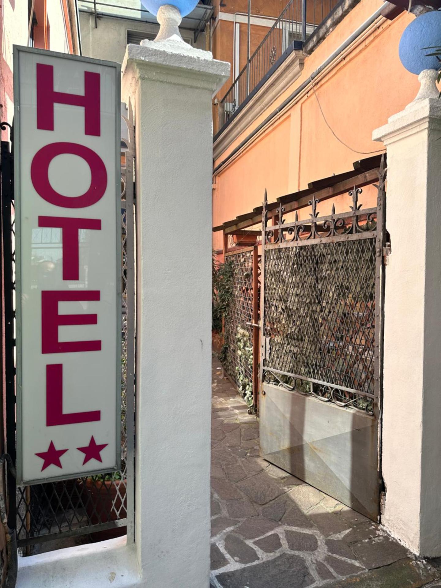 Hotel Mercurio - Photo 4