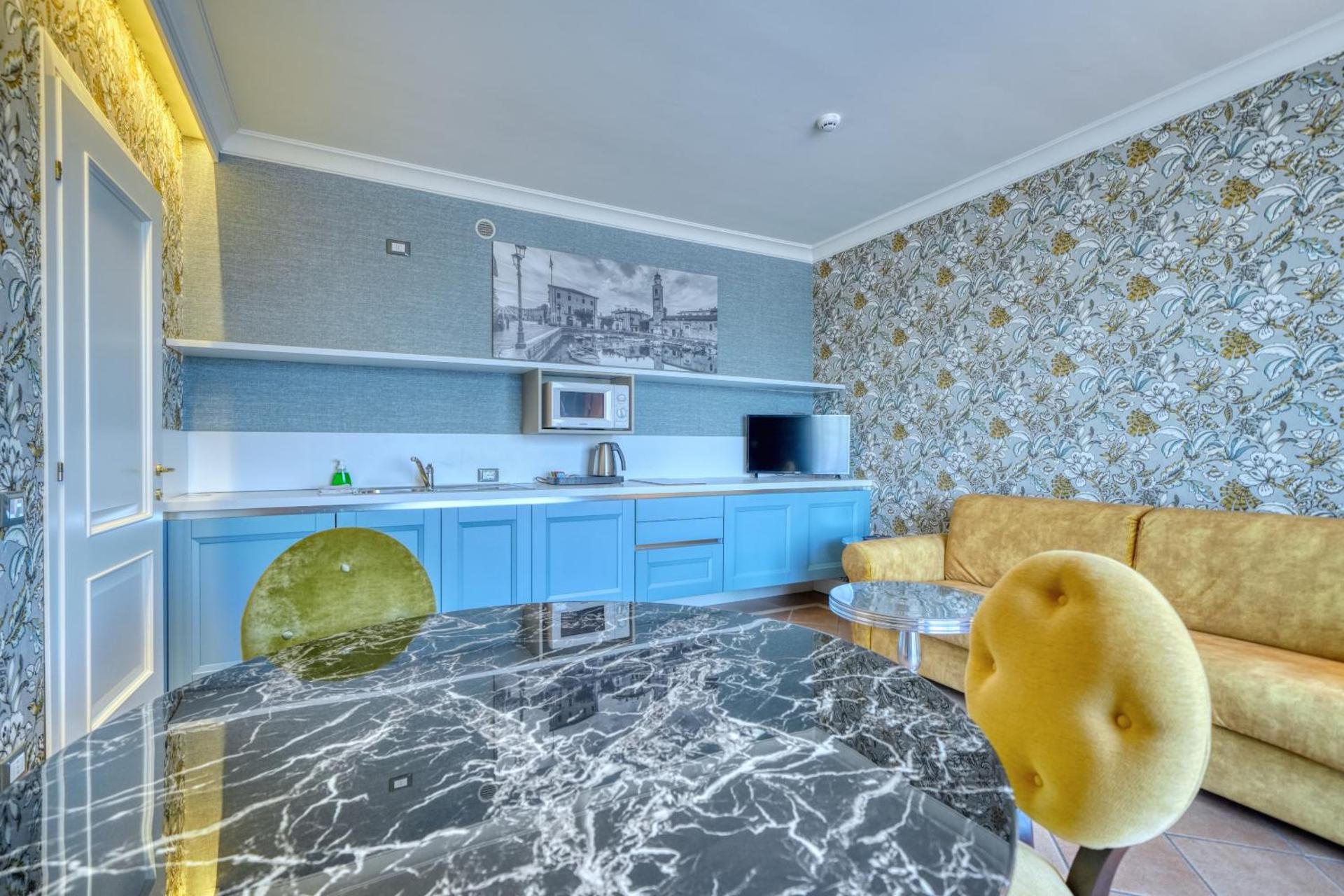 Palazzo della Scala Spa Hotel Suites & Apartments - Photo 8