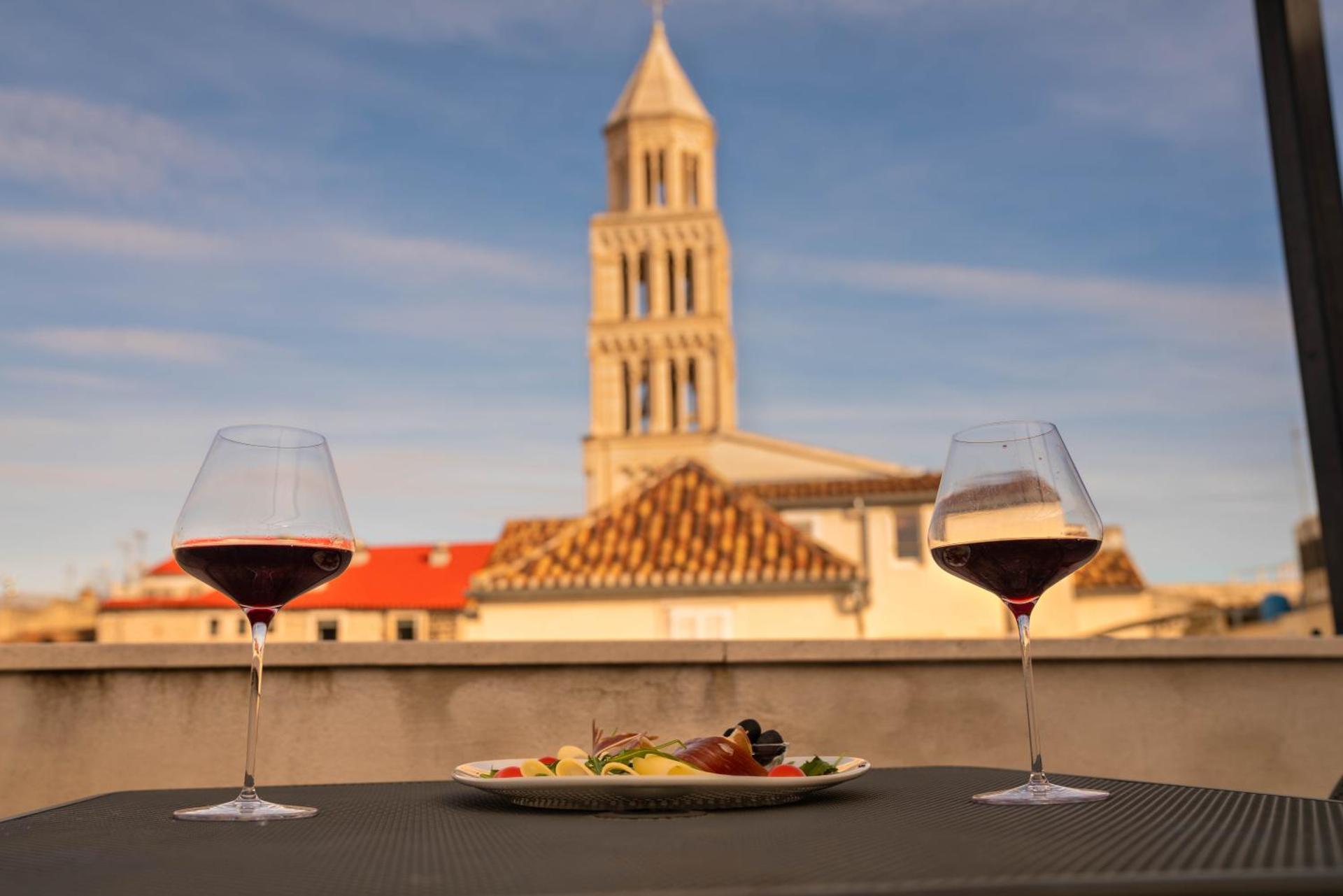 Slavija Culture Heritage Hotel - Photo 183