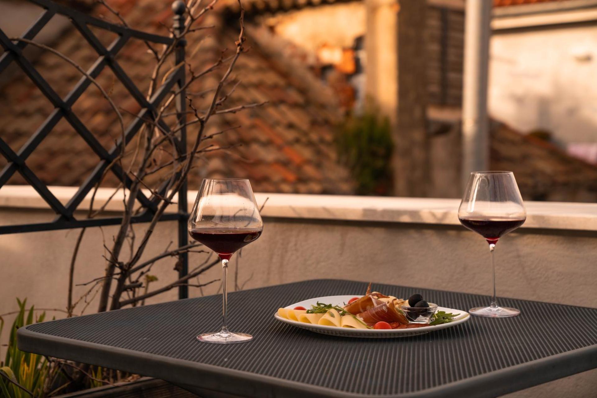 Slavija Culture Heritage Hotel - Photo 4