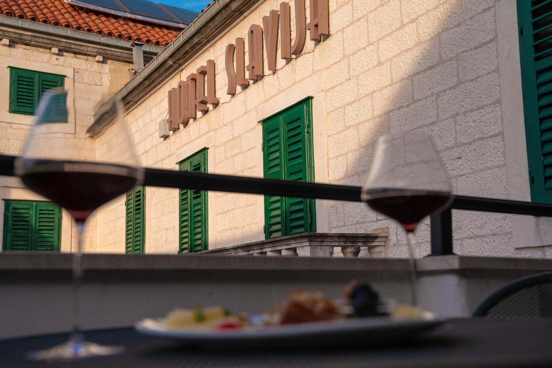 Slavija Culture Heritage Hotel - Photo 130