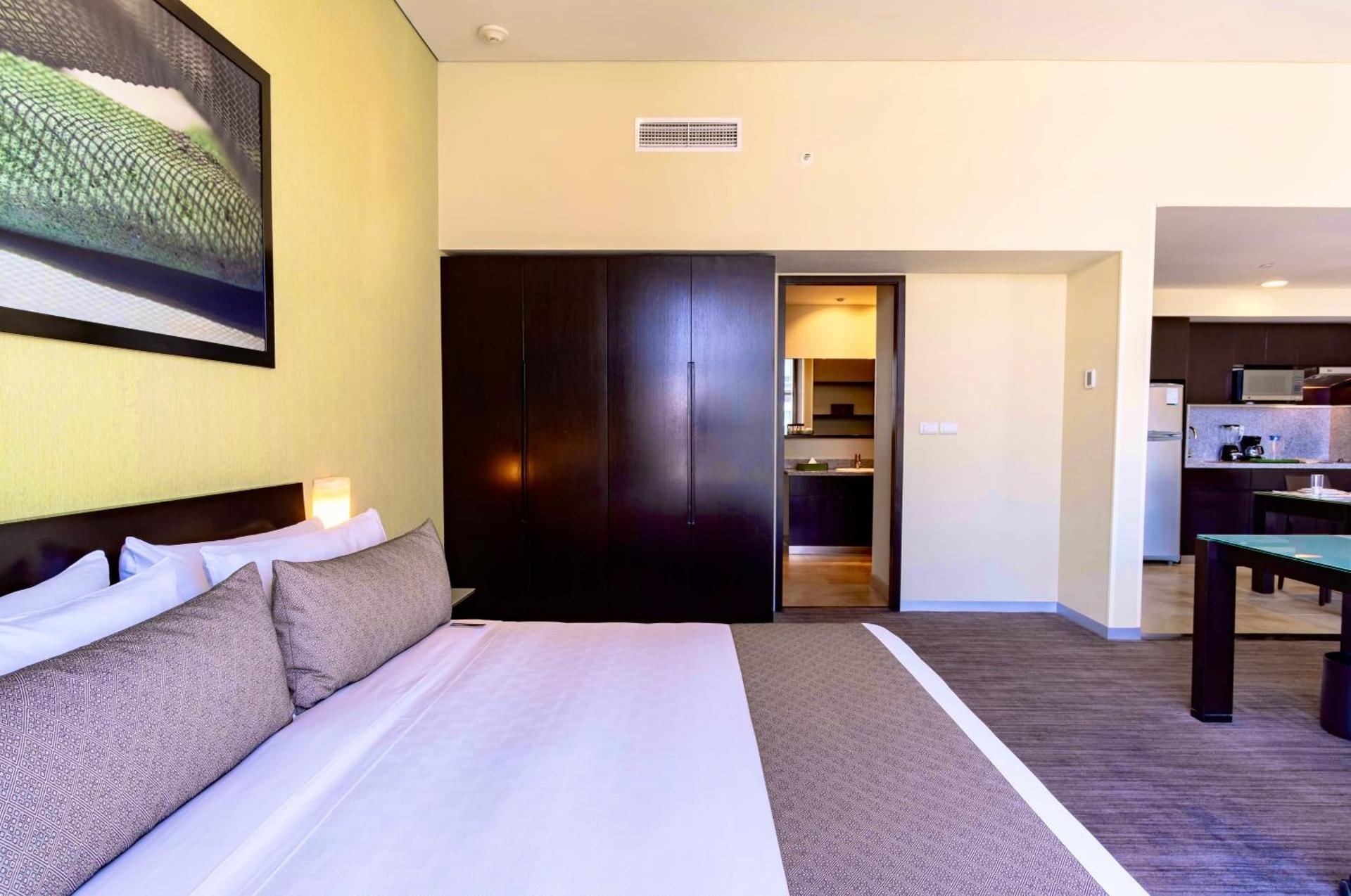 Stadia Suites Mexico City Santa Fe - Photo 6