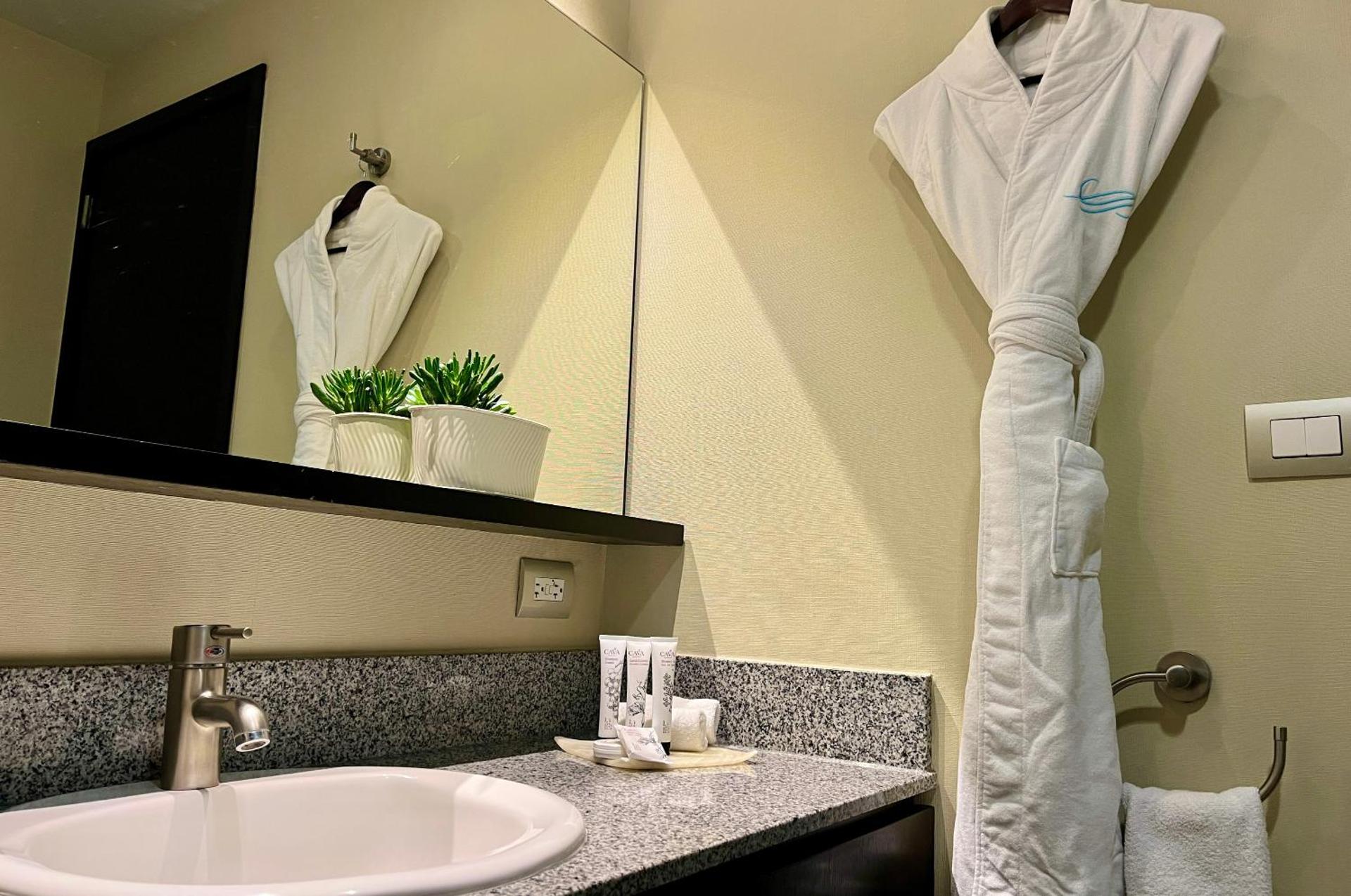 Stadia Suites Mexico City Santa Fe - Photo 38