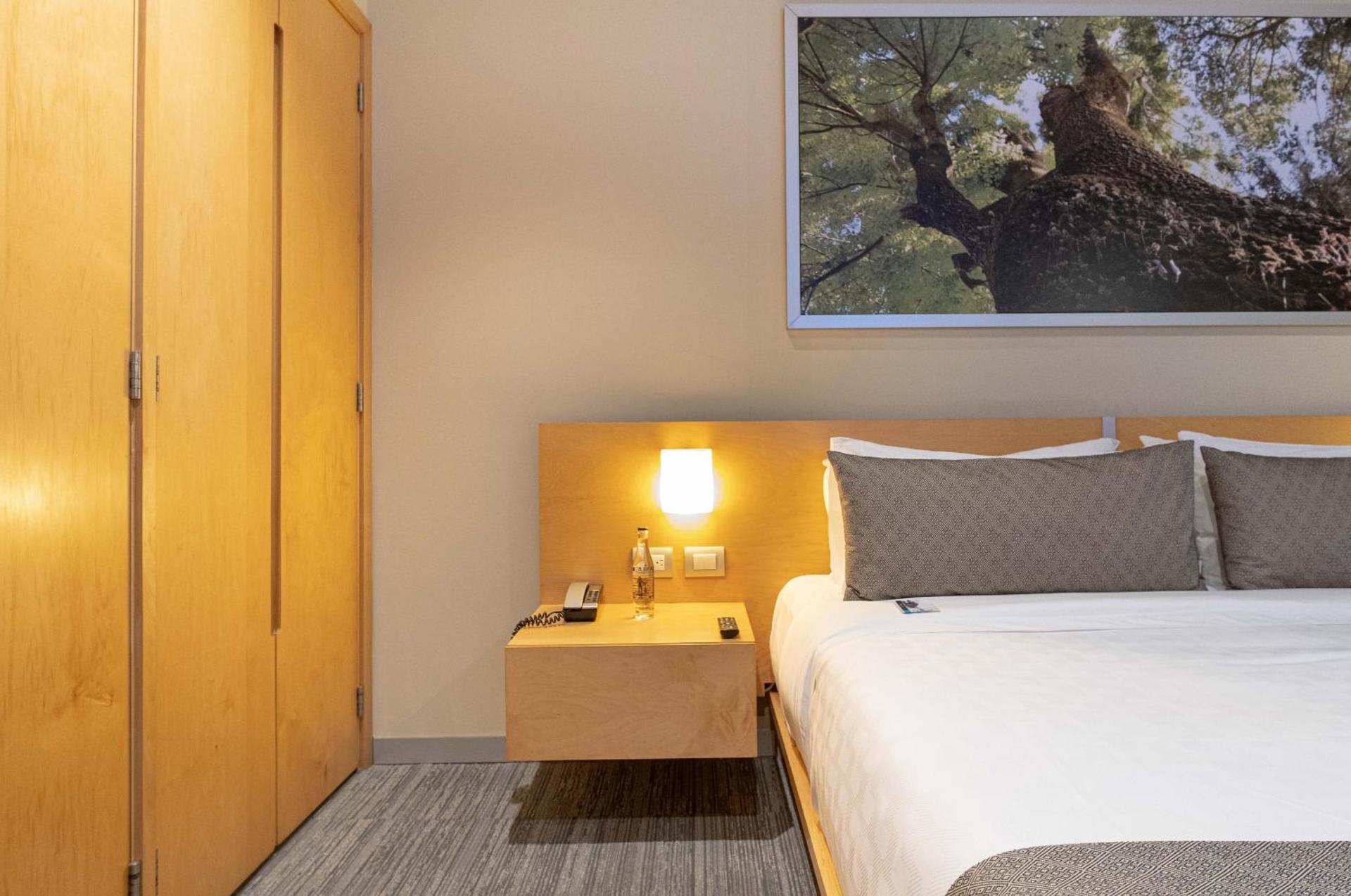 Stadia Suites Mexico City Santa Fe - Photo 48